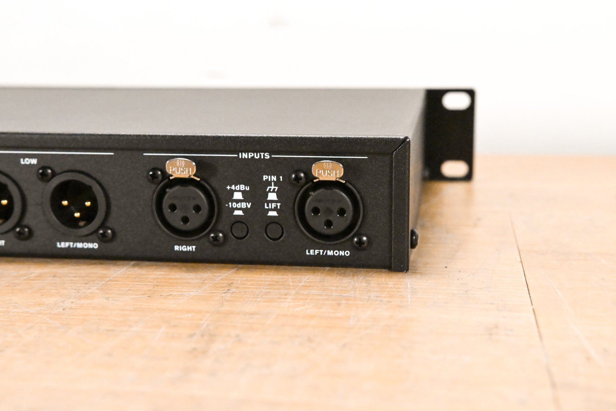 dbx DriveRack PA2 Complete Loudspeaker Management System