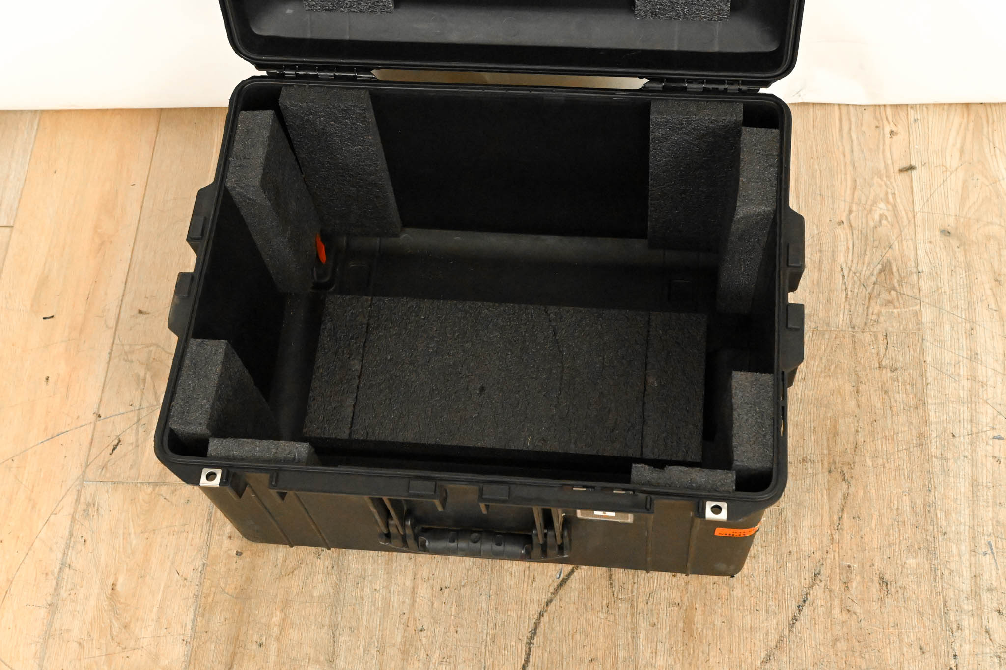 Pelican 1637 Air Case