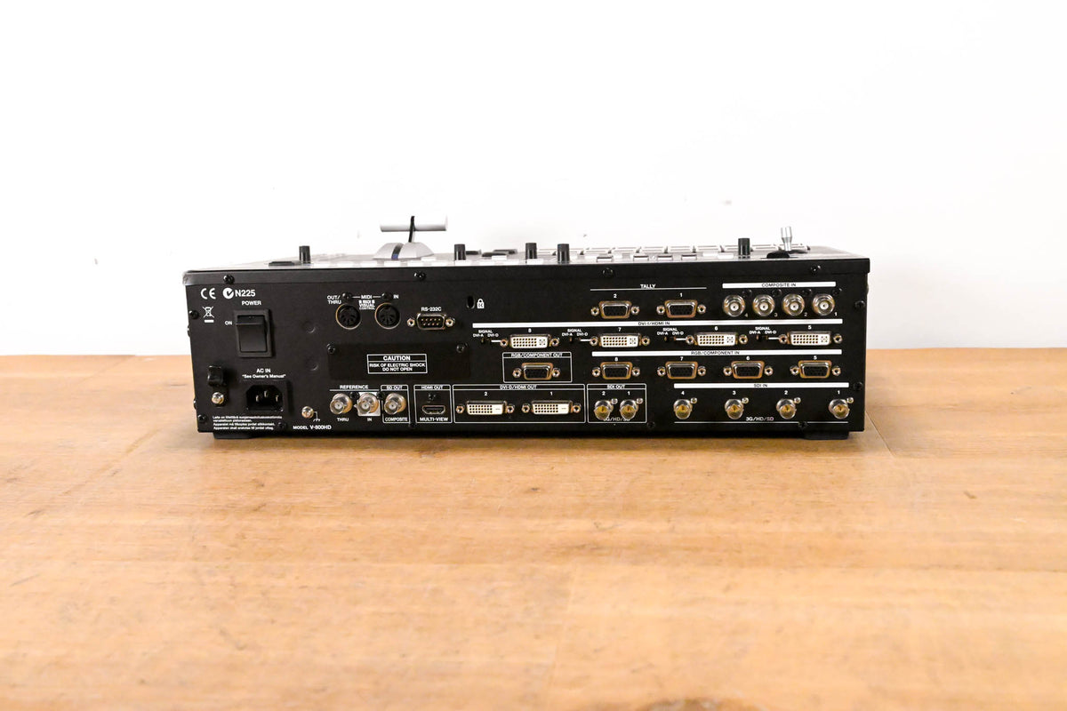 Roland V-800HD Multi-Format Video Switcher