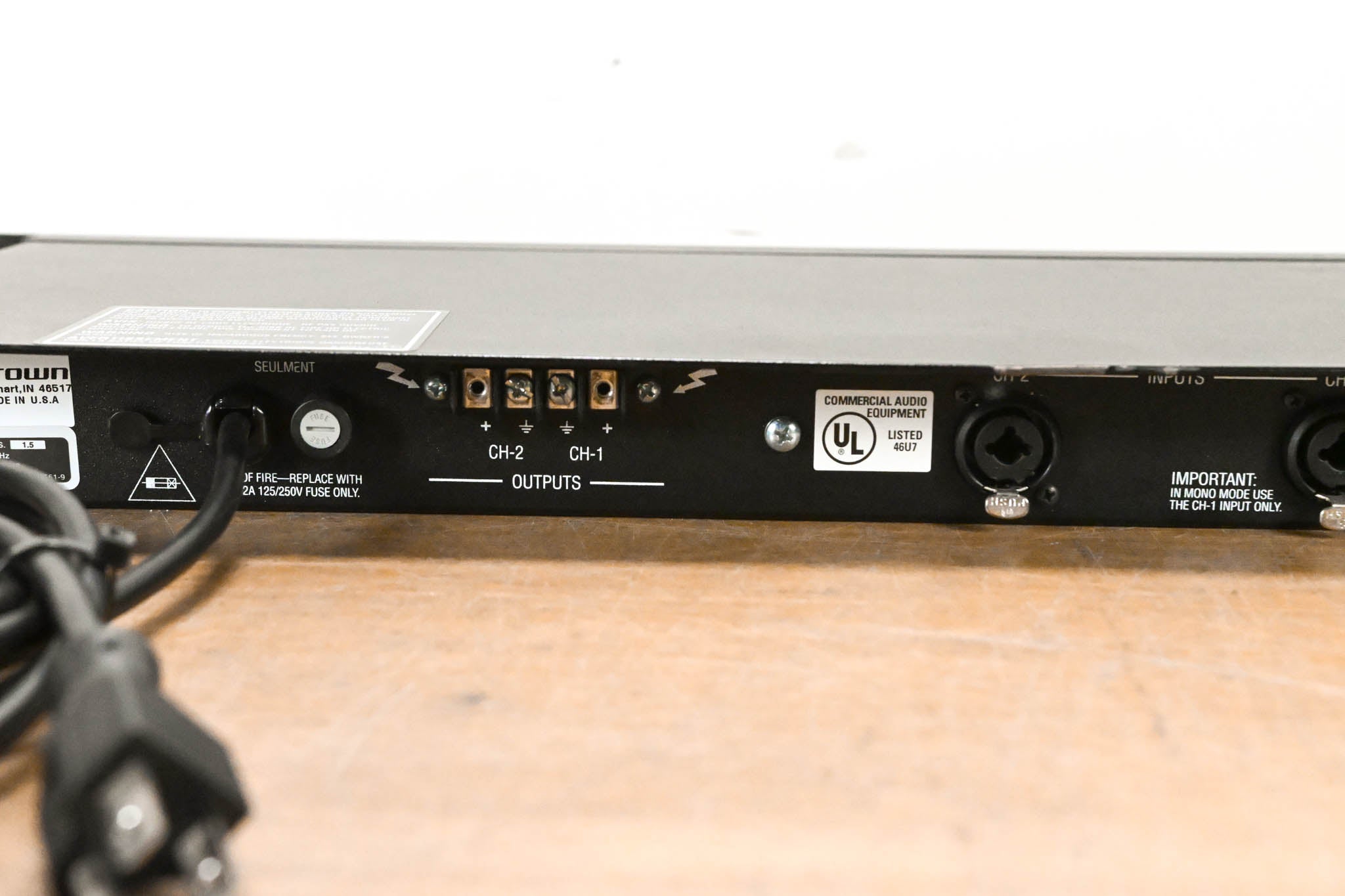 Crown D-75A 2-Channel Power Amplifier