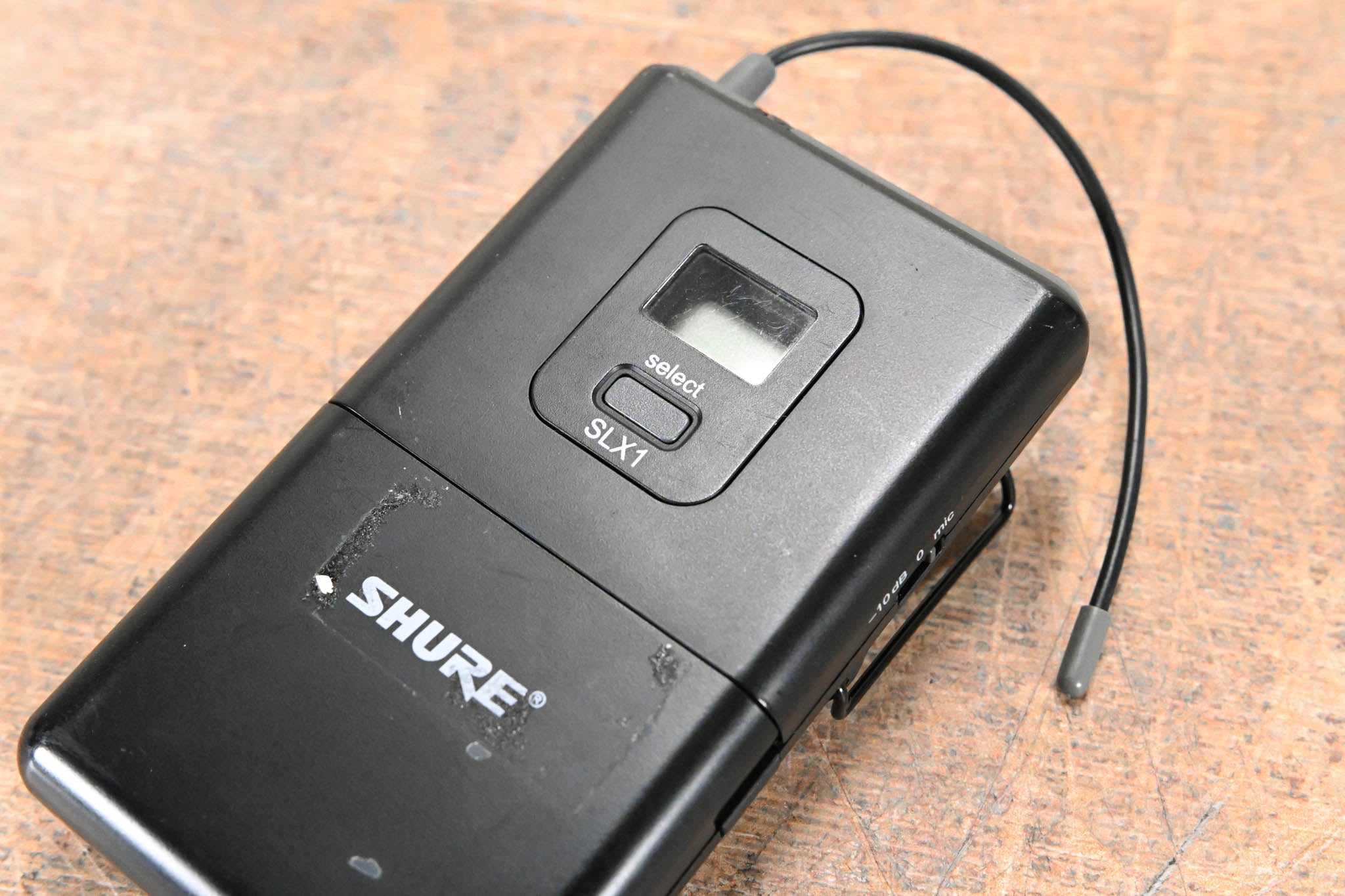 Shure SLX1 Wireless Bodypack Transmitter - G5 Band: 494-518 MHz