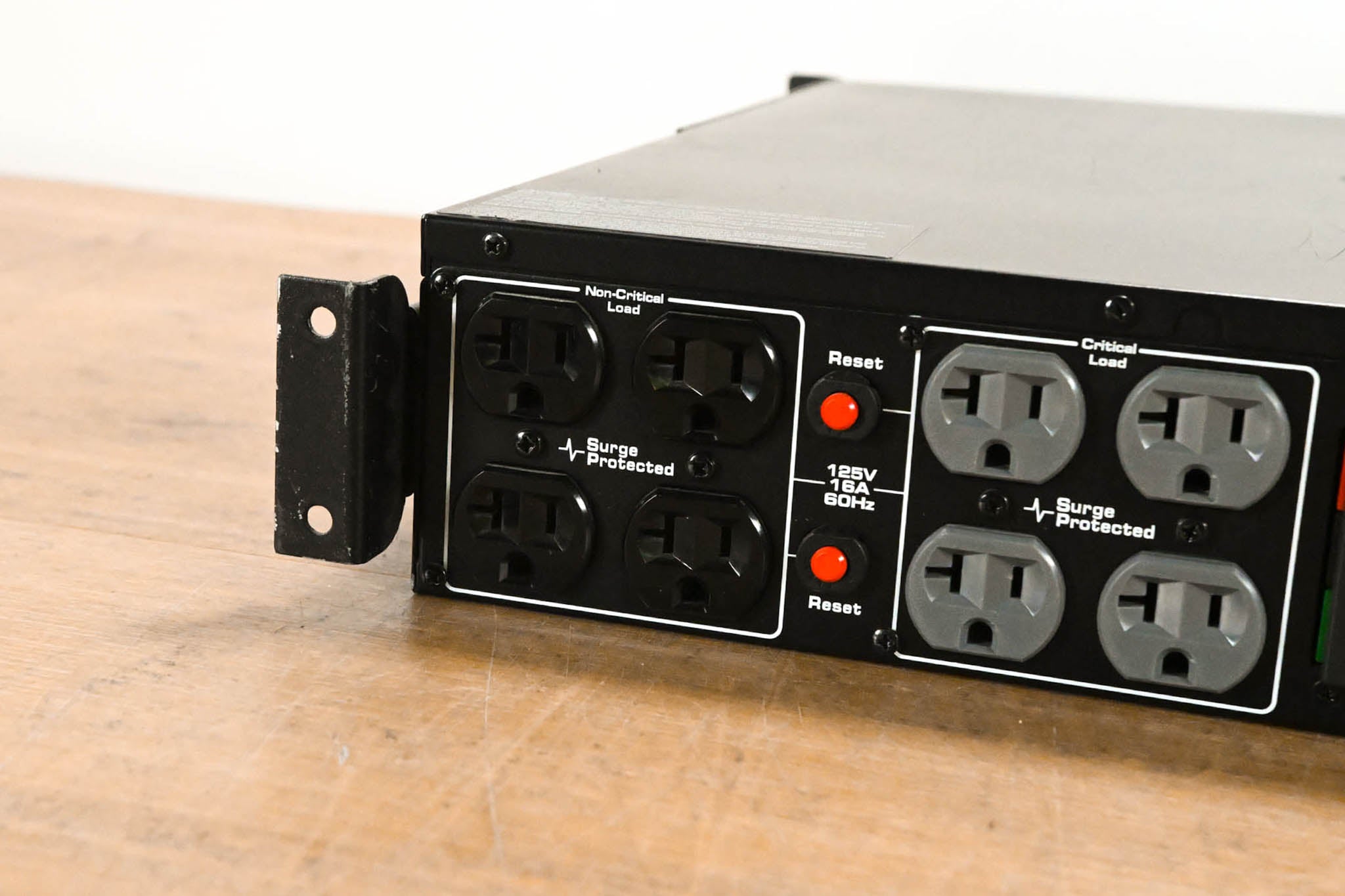 Middle Atlantic UPS-2200R-IP Uninterruptible Power Supply