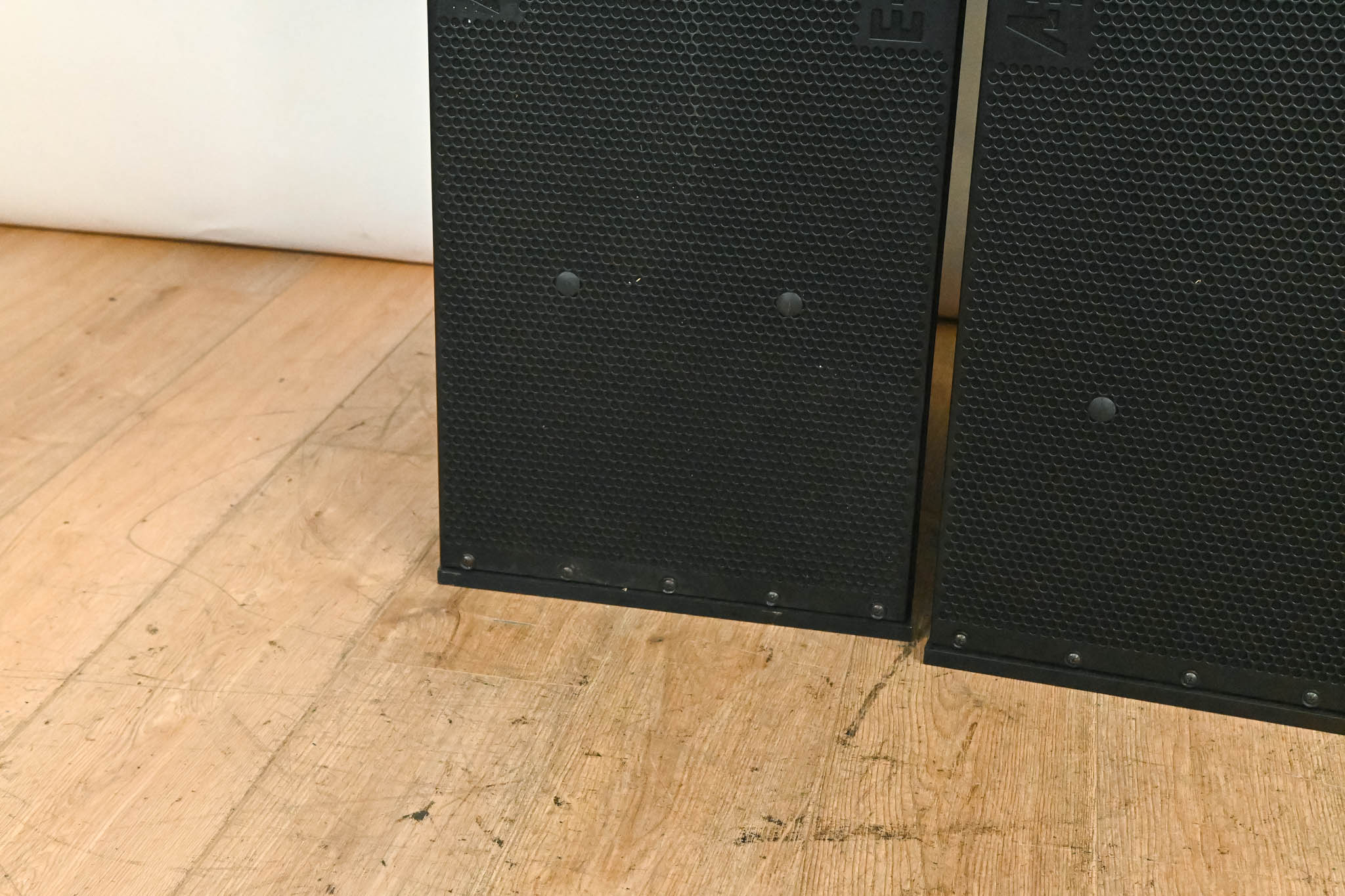Electro-Voice (EV) XLC127DVX Three-Way Compact Line Array Element (PAIR)