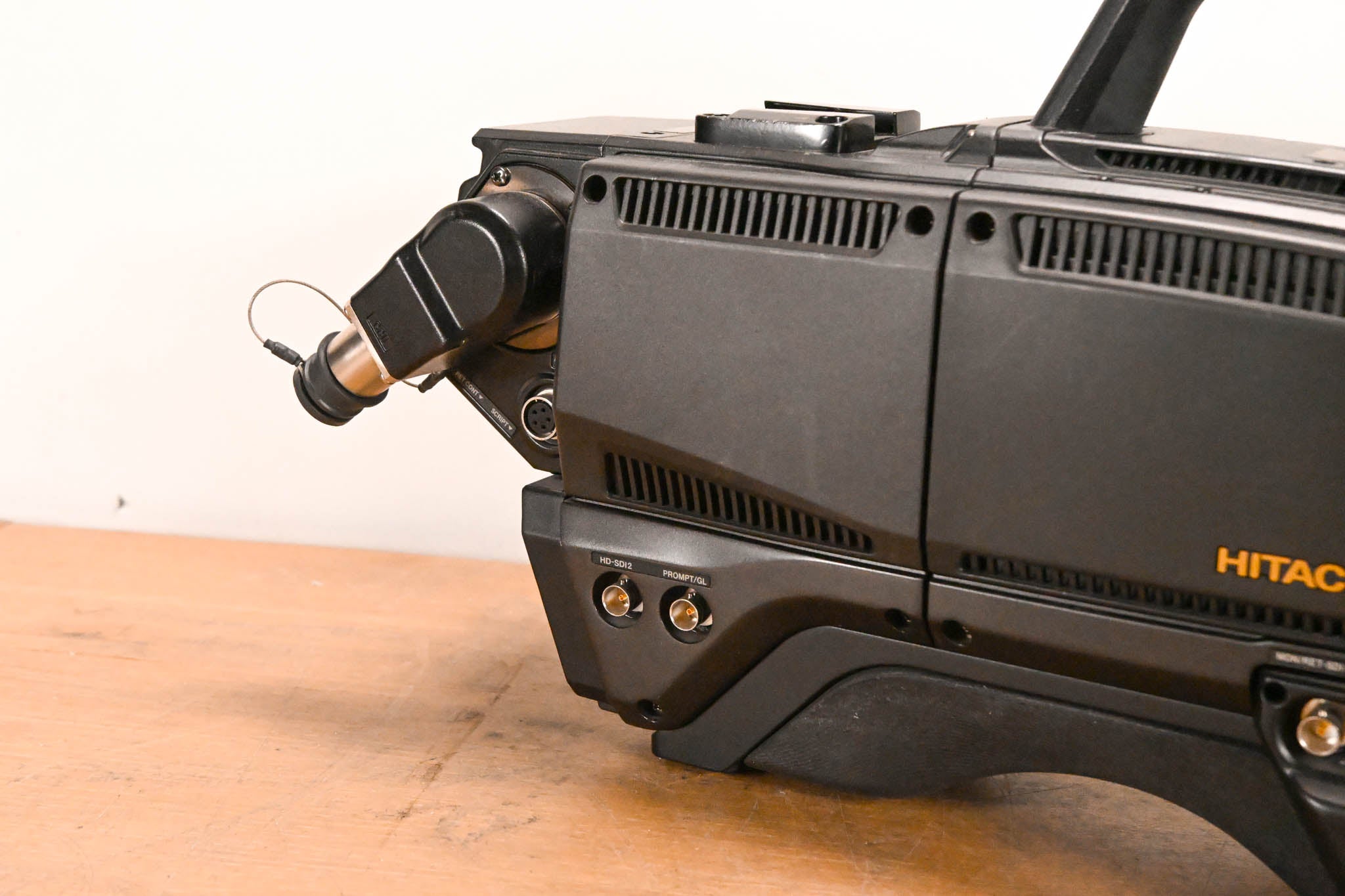Hitachi Z-HD5000 HDTV Camera with CA-HF1000 Camera Adaptor