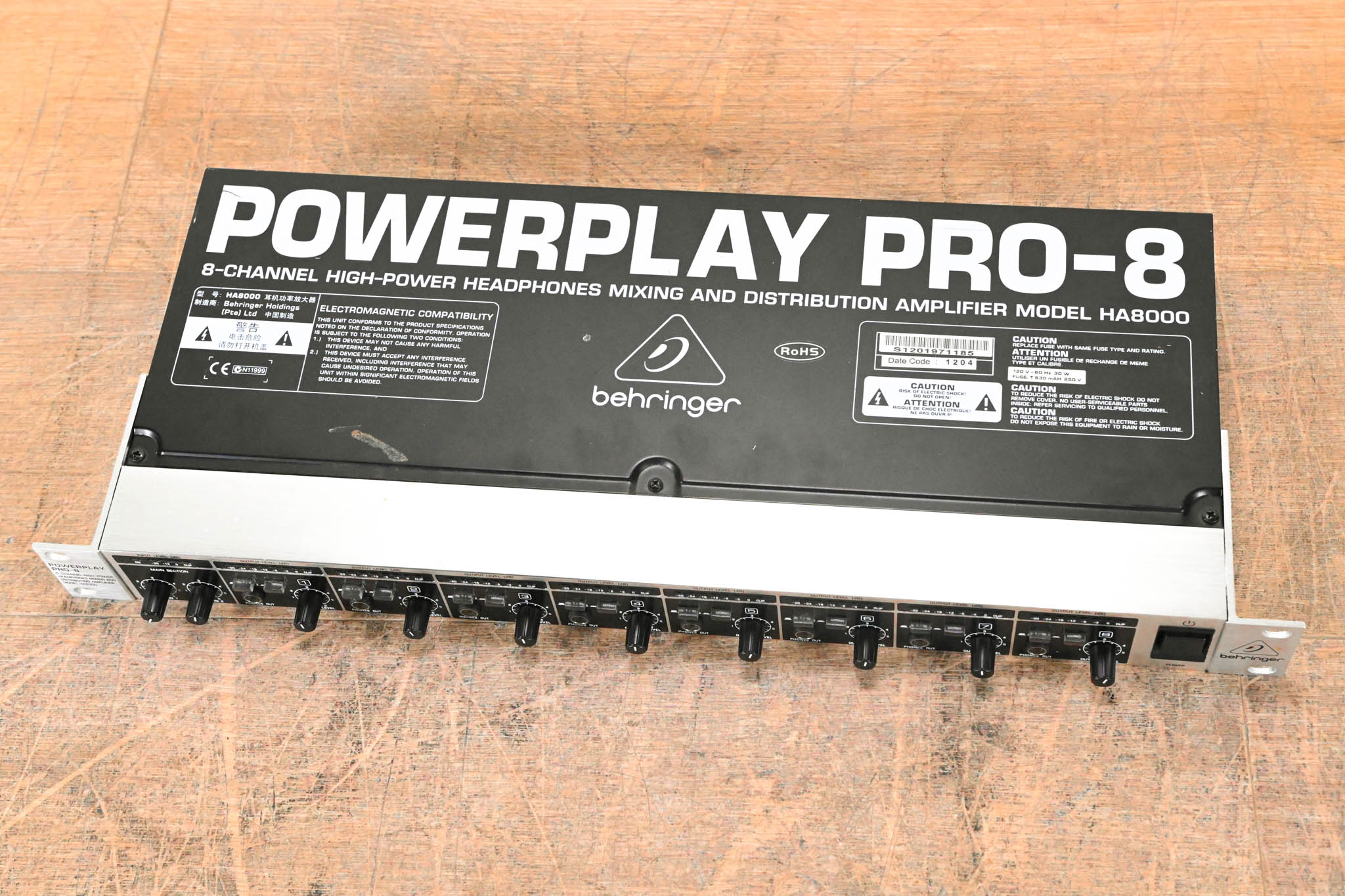 Behringer POWERPLAY PRO-8 HA8000 8-CH Headphone Distribution Amplifier