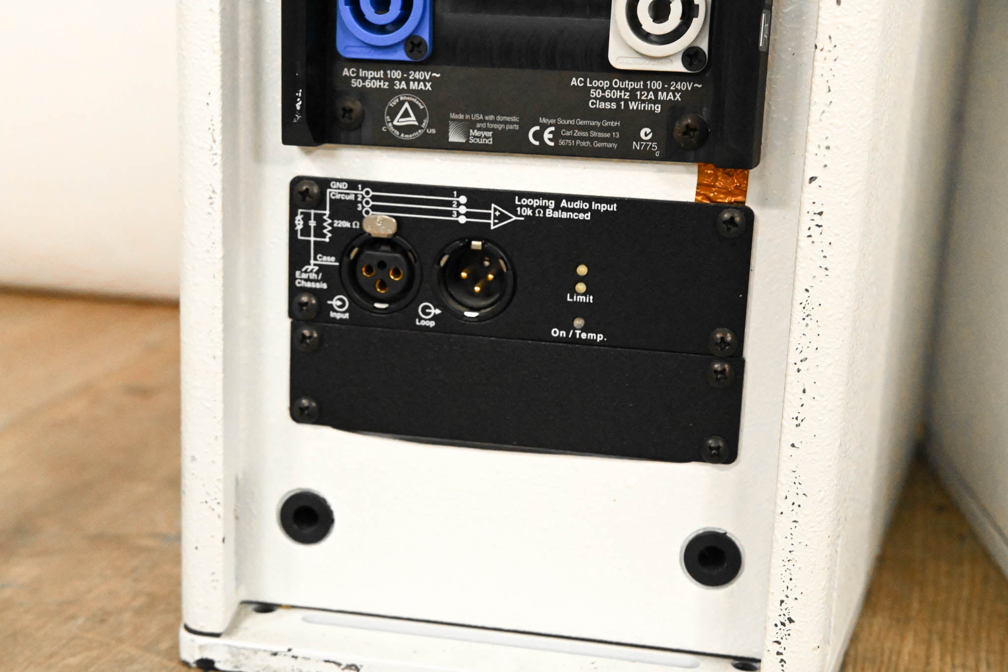 Meyer Sound UPJ-1P Compact VariO Loudspeaker (PAIR)