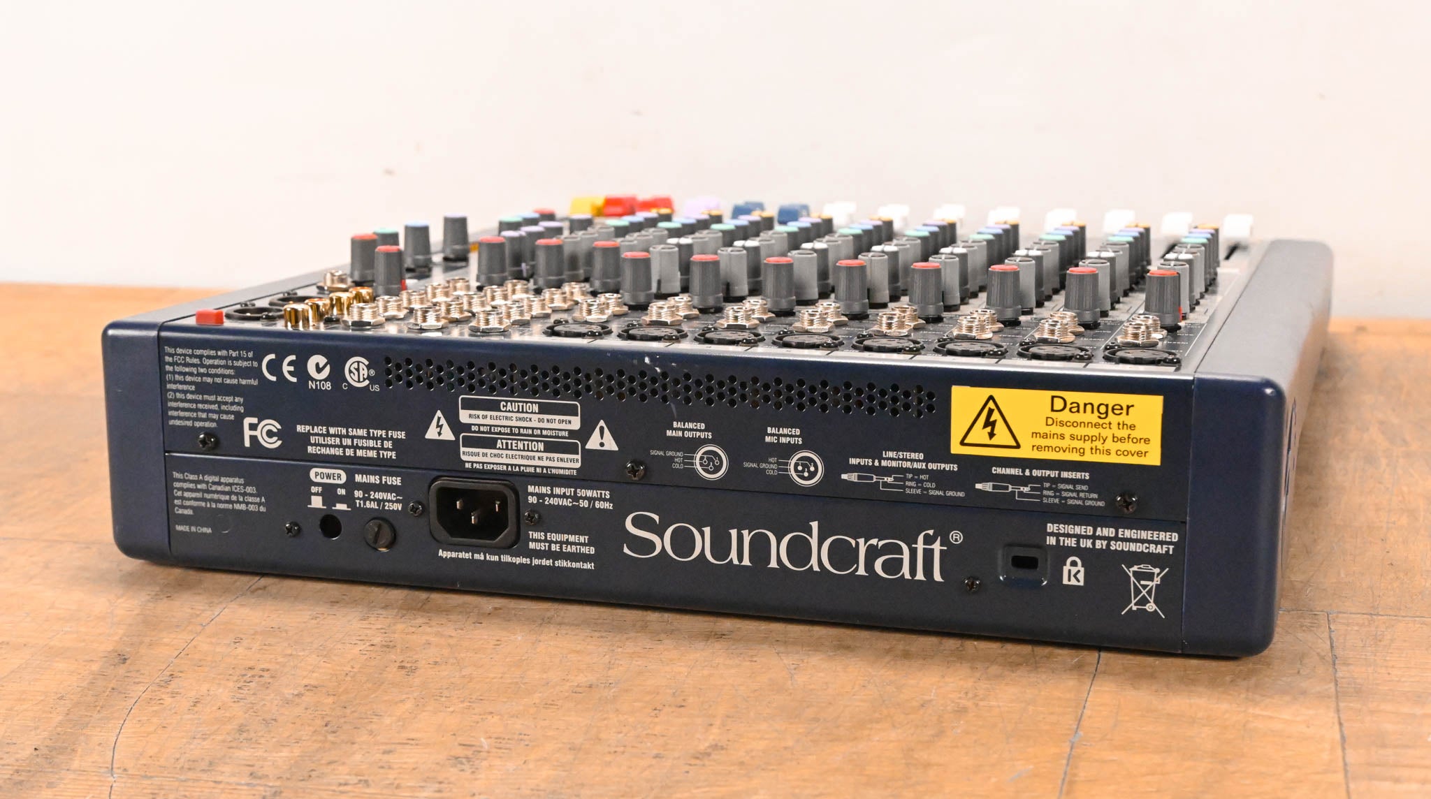 Soundcraft MFXi 8-Channel Analog Mixer with Effects