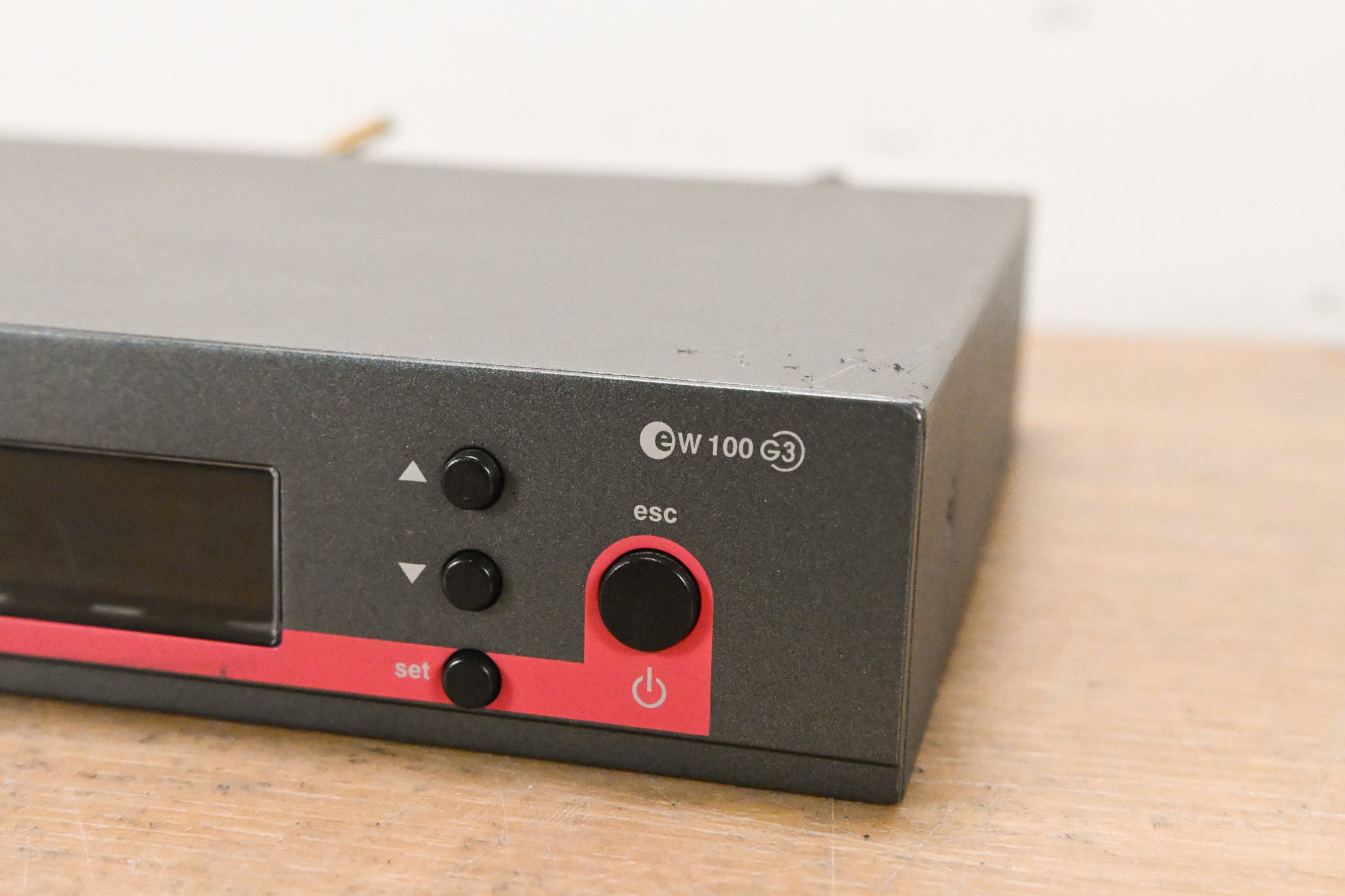 Sennheiser EM 100 G3 Wireless Receiver - 566-608 MHz (NO POWER SUPPLY)