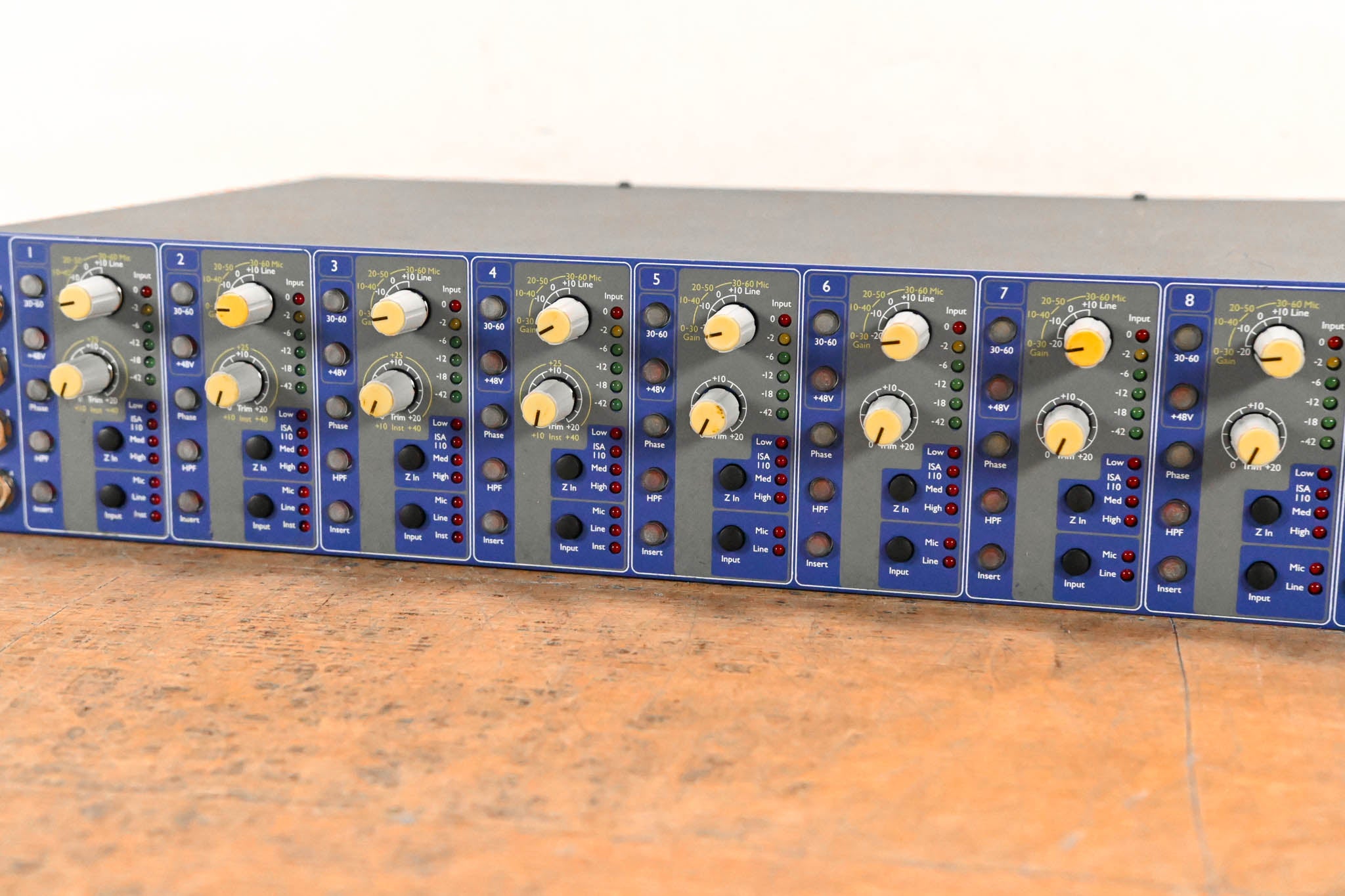 Focusrite ISA828 8-Channel Microphone Preamplifier