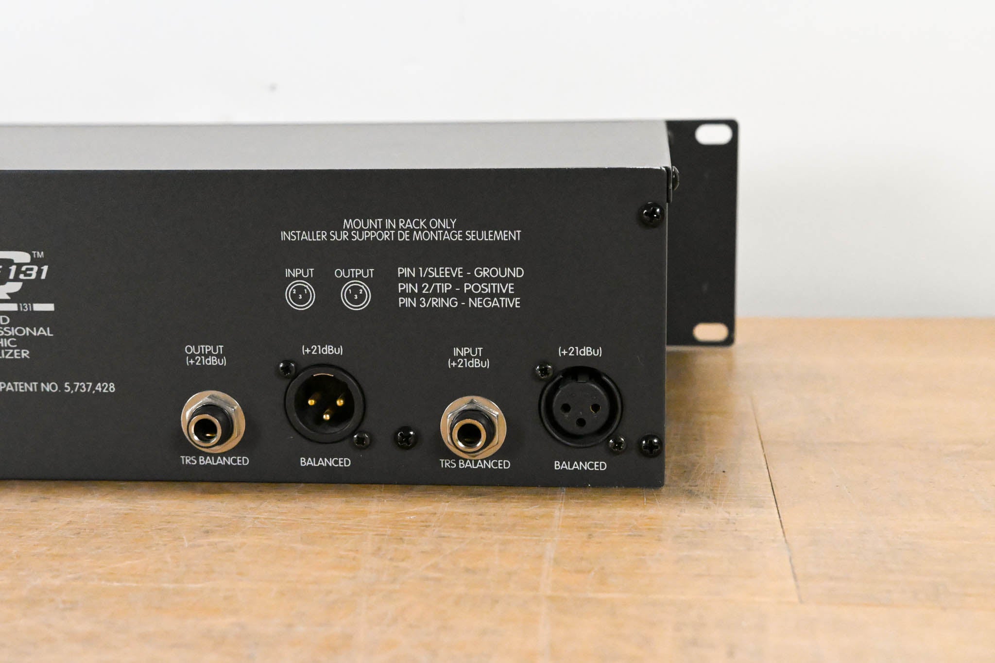 Peavey QF 131 31-Band Graphic Equalizer