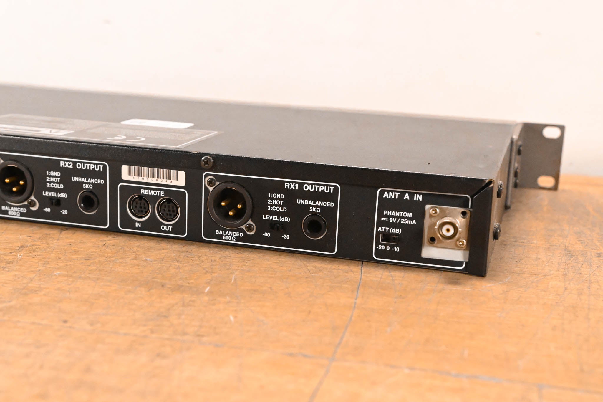 Samson UR6DX UHF Synth Six Wireless System Dual Receiver