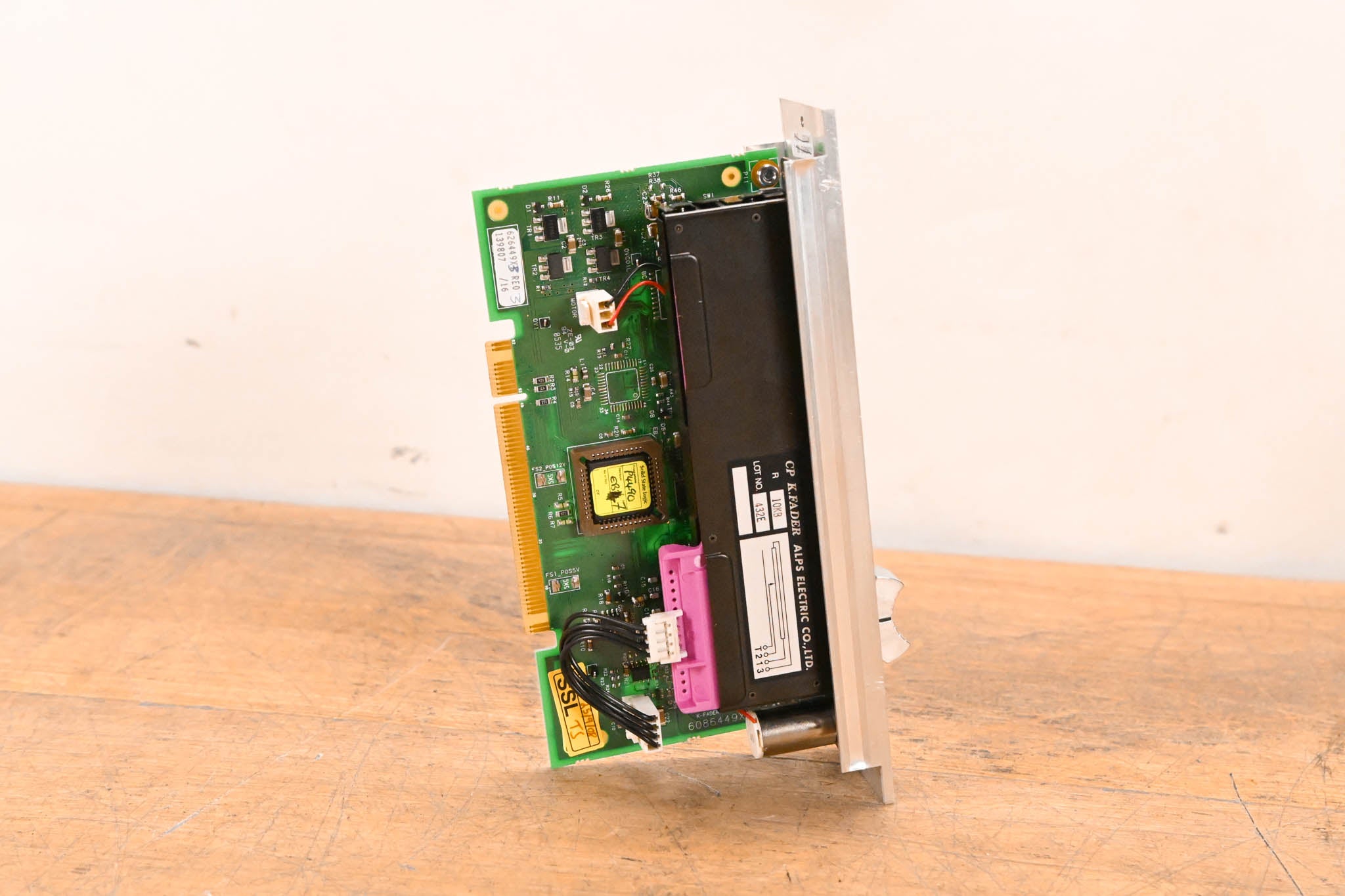 Solid State Logic C300 HD Motorized Fader Module – ALPS K-Fader Assembly