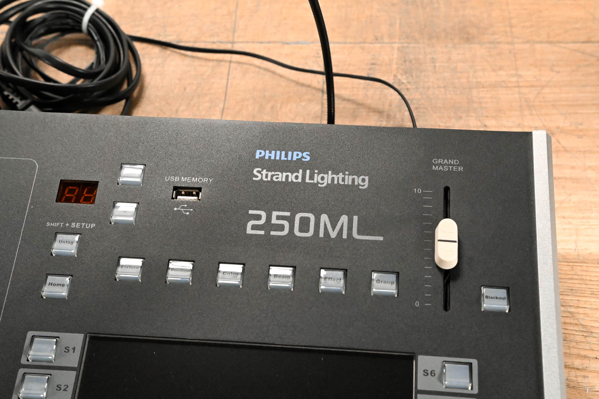 Philips Strand Lighting 250ML Lighting Control Console