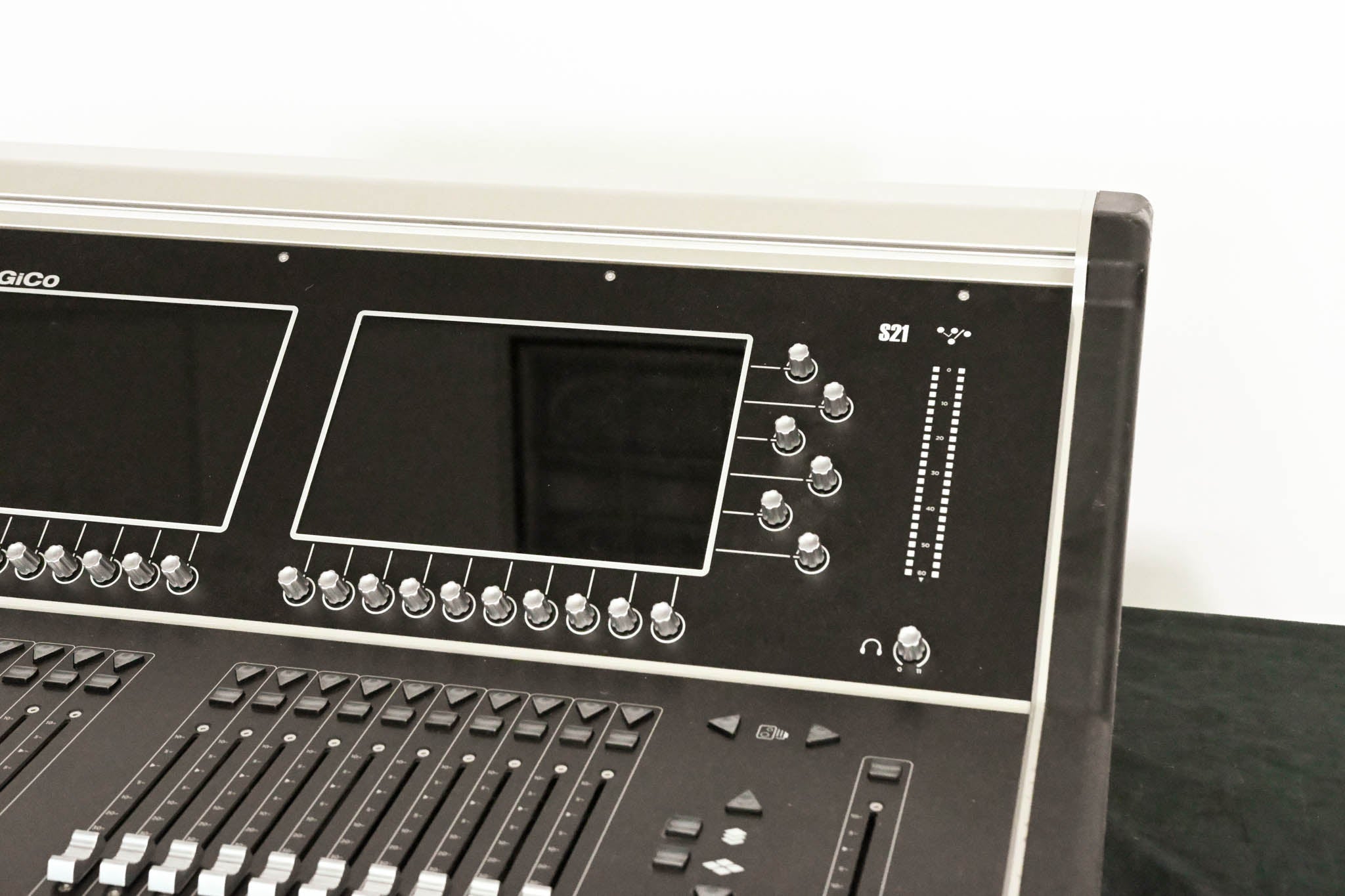 DiGiCo S21 48-Channel Digital Audio Mixing Console
