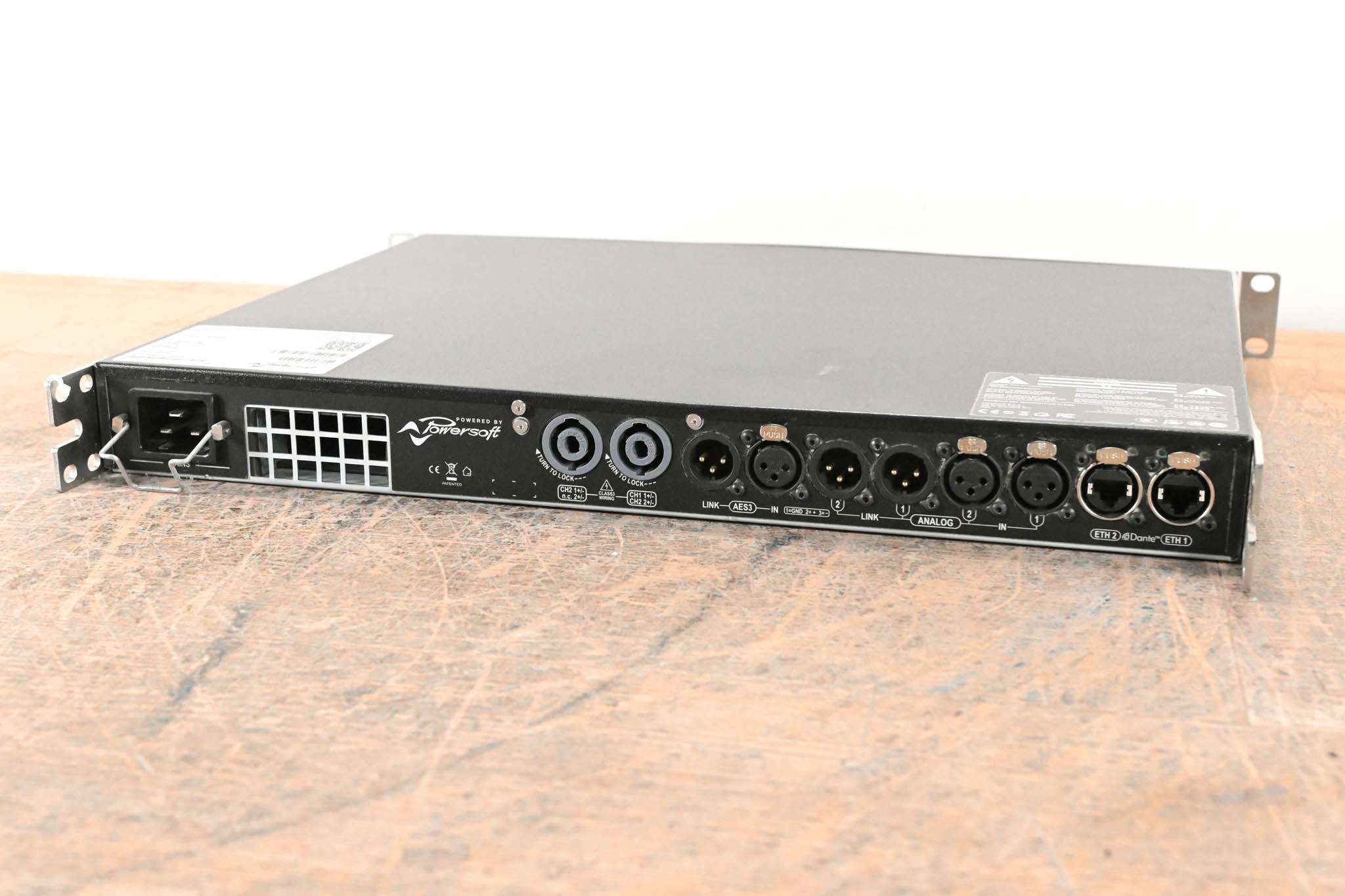 Powersoft T602 6000W 2-Channel Power Amplifier with DSP and Dante