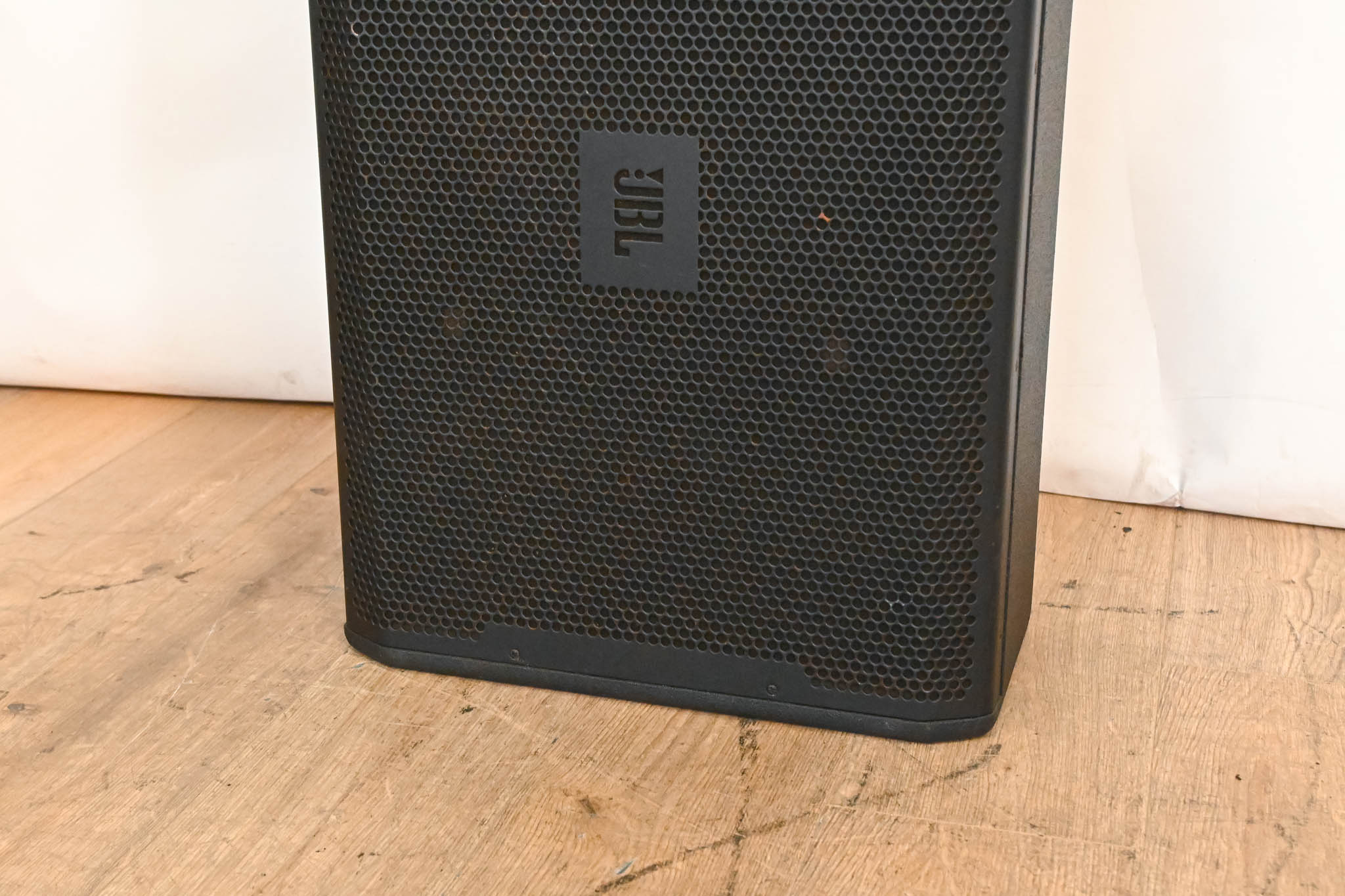 JBL VRX915M 2-Way Passive Monitor