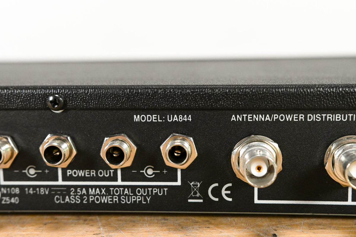 Shure UA844 Antenna Distribution System - 470-900 MHz (NO POWER SUPPLY)
