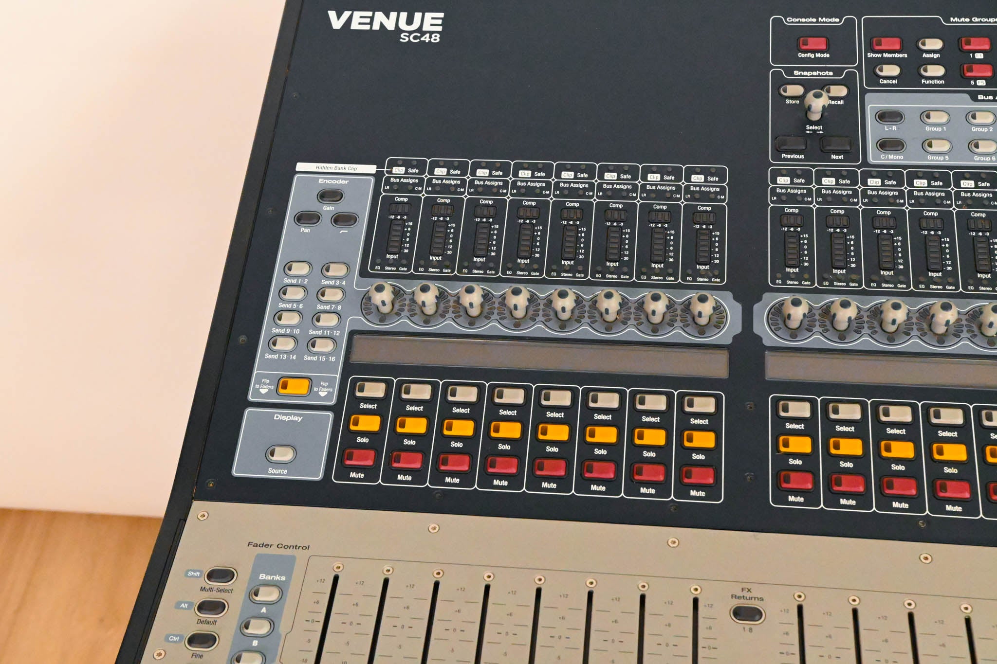 AVID VENUE SC48 Digital Audio Mixing Console