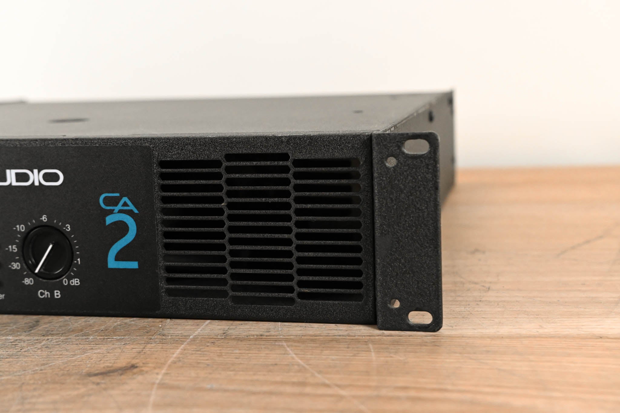 Crest Audio CA2 2-Channel Power Amplifier