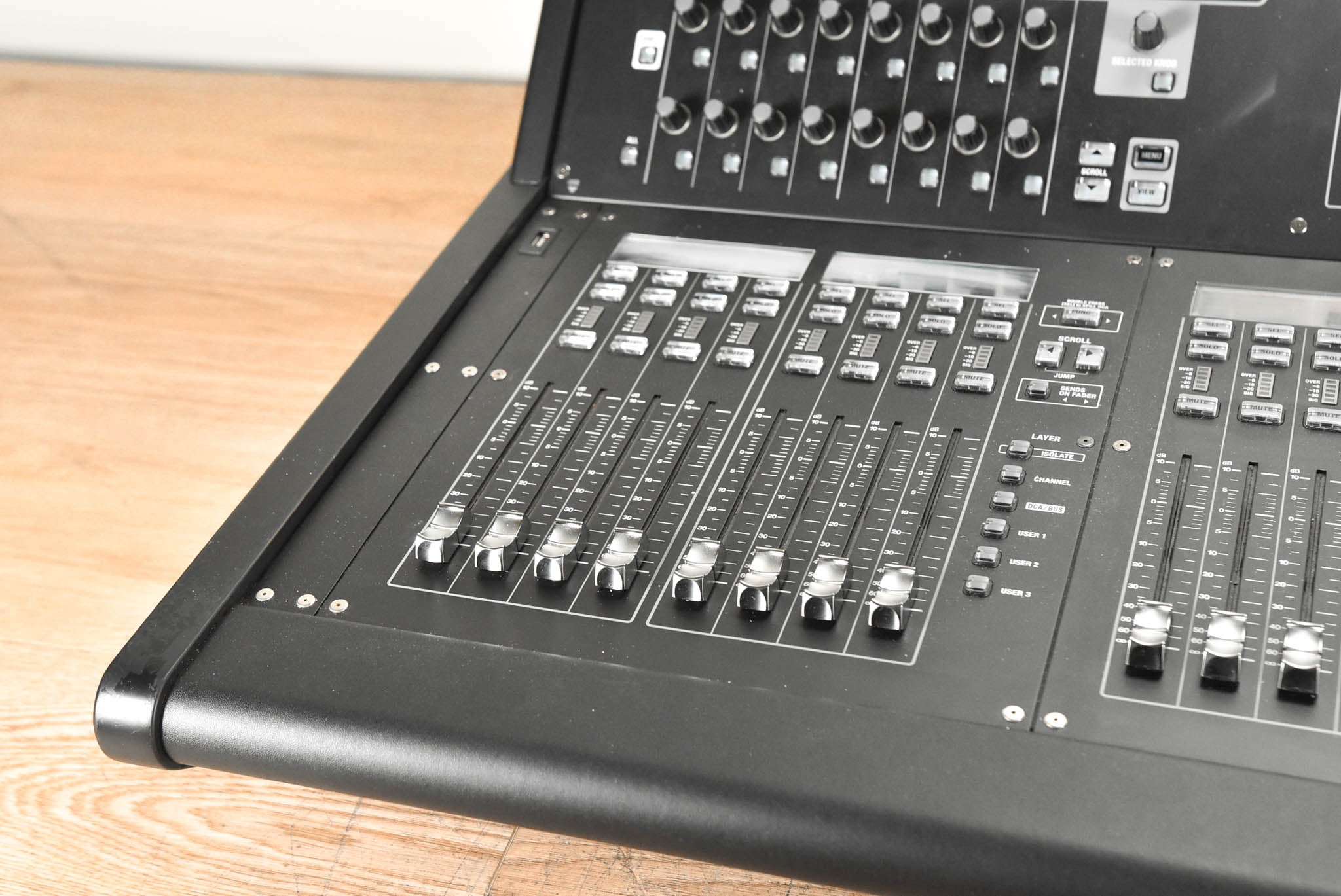 Roland M-5000C Live Mixing Console