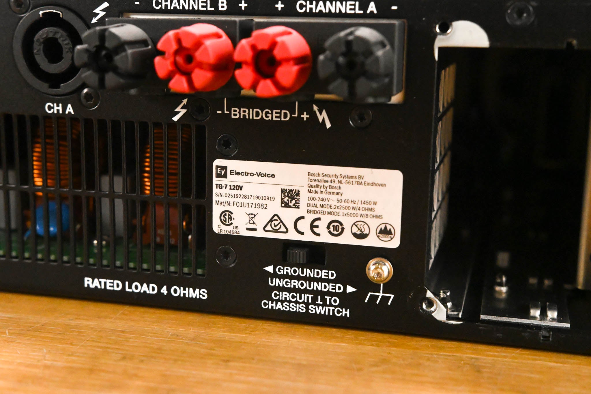 Electro-Voice (EV) TG-7 Tour-Grade Stereo Power Amplifier