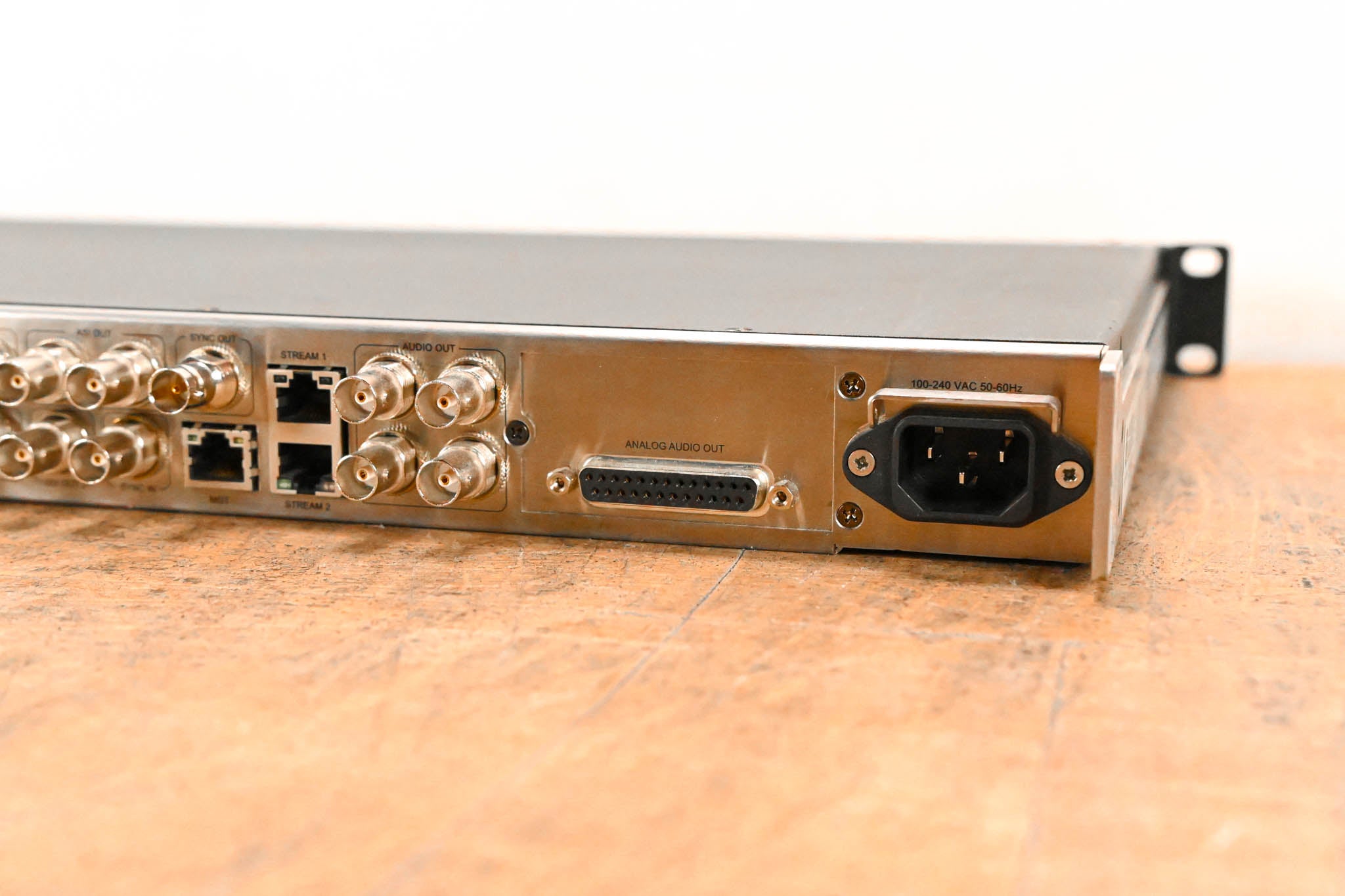 Ateme Kyrion DR5000 Ultra-Low Latency Integrated Receiver Decoder