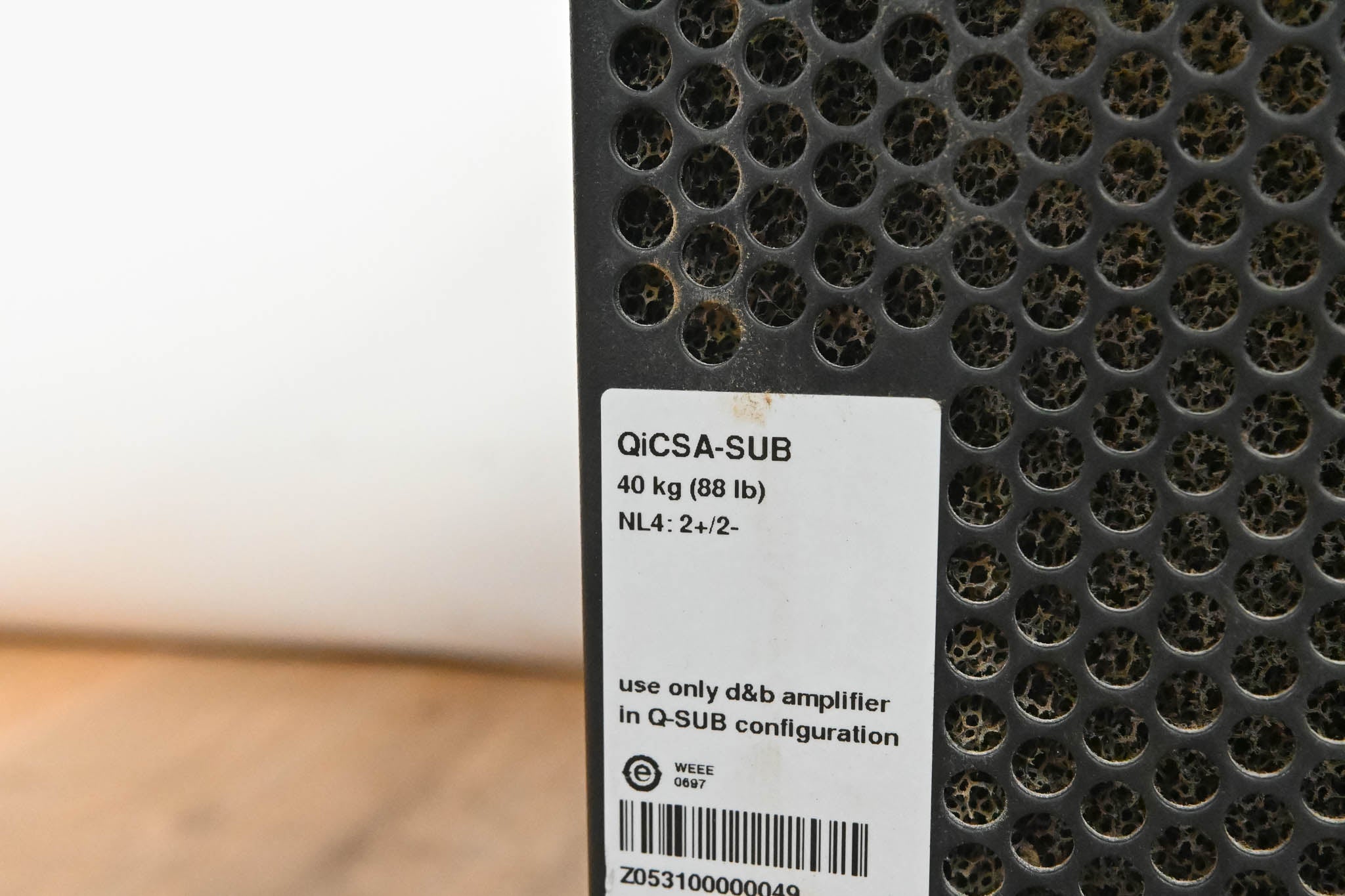 d&b audiotechnik QiCSA-SUB Passive 18" Cardioid Subwoofer Array Module