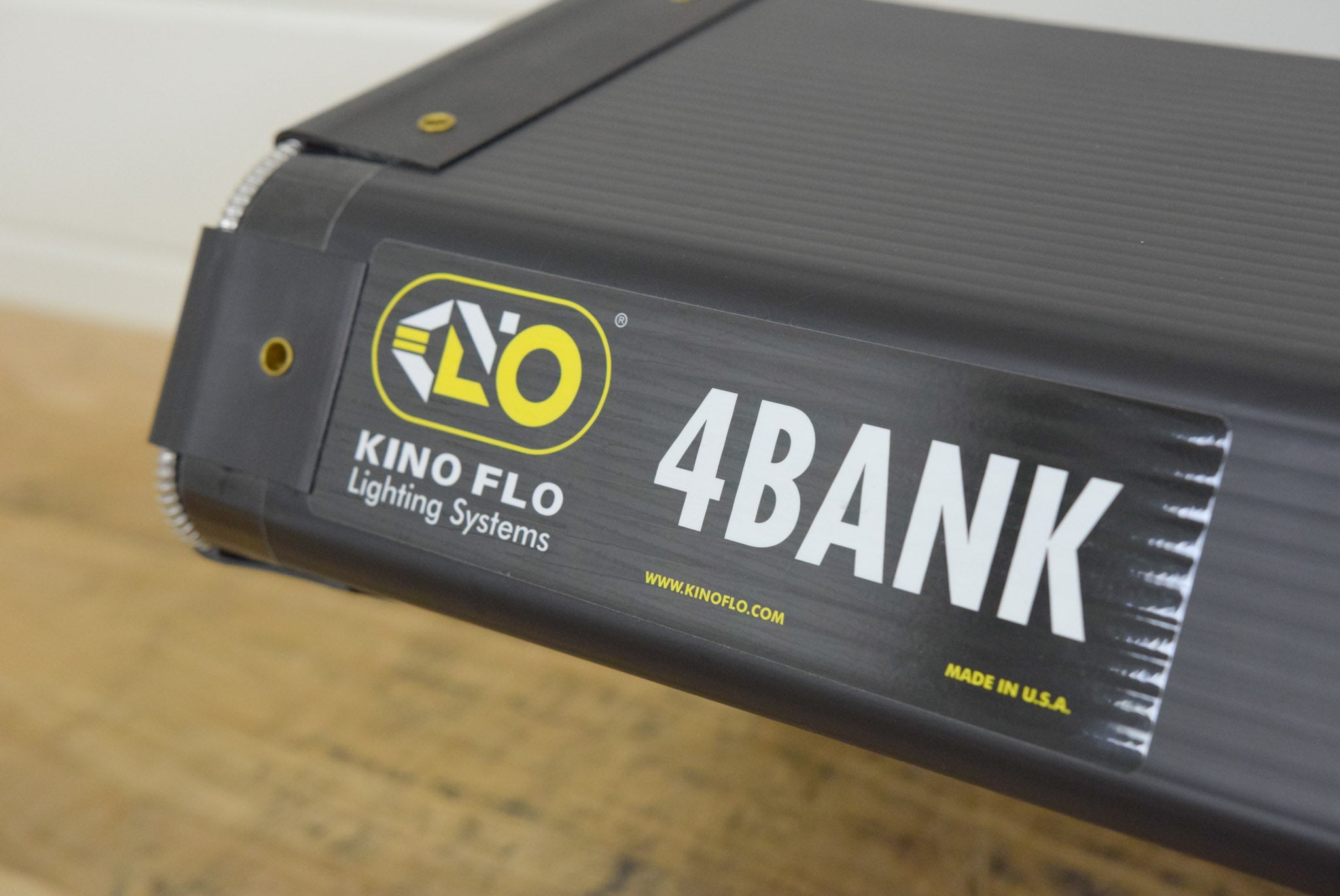 Kino Flo FIX-4804 4-Bank Light