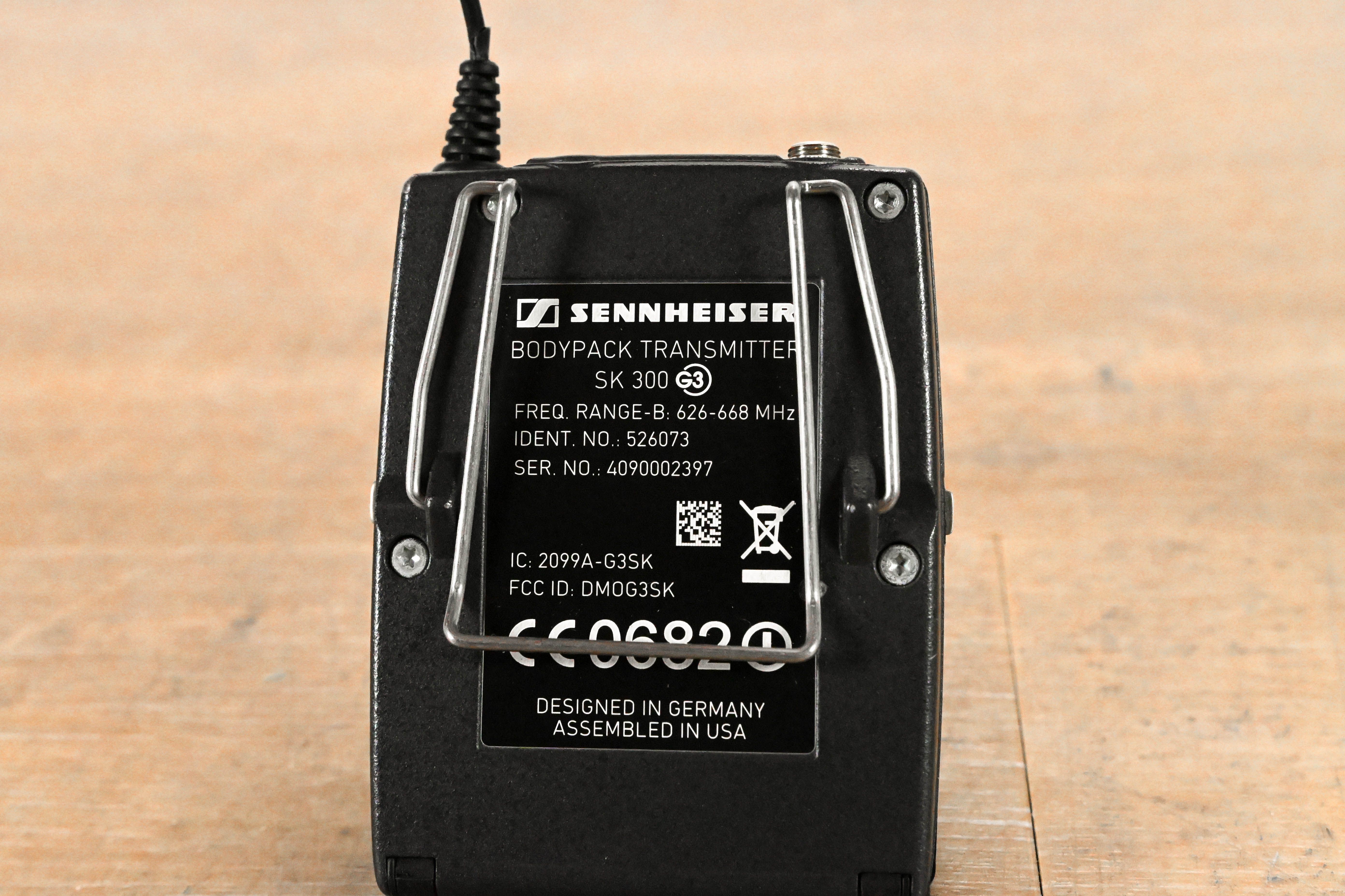 Sennheiser SK 300 G3 Wireless Bodypack Transmitter - B Band: 626-668 MHz