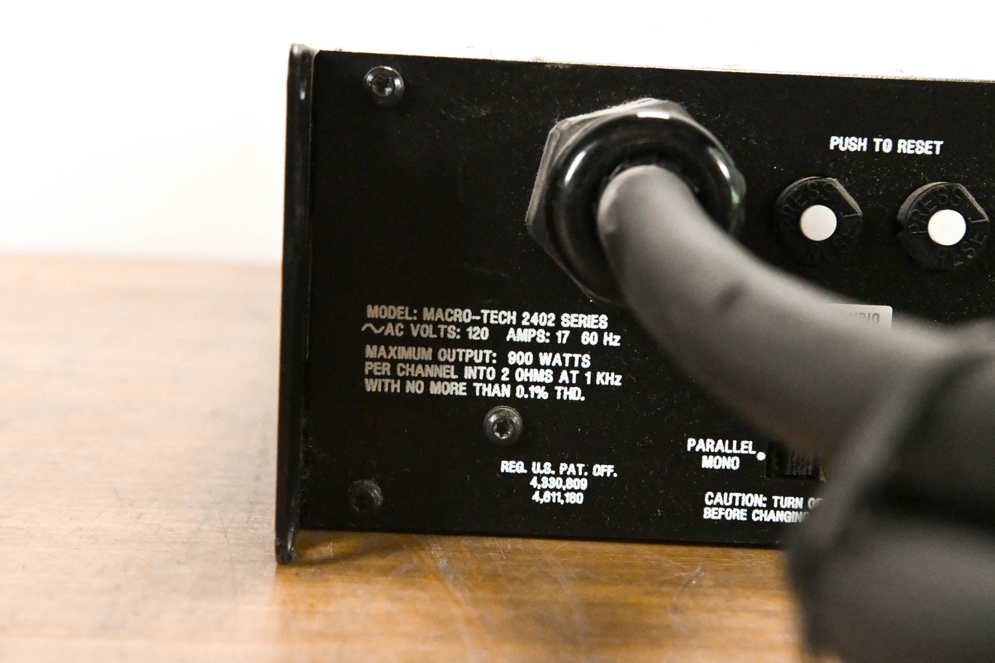 Crown Macro-Tech 2402 2-Channel Power Amplifier