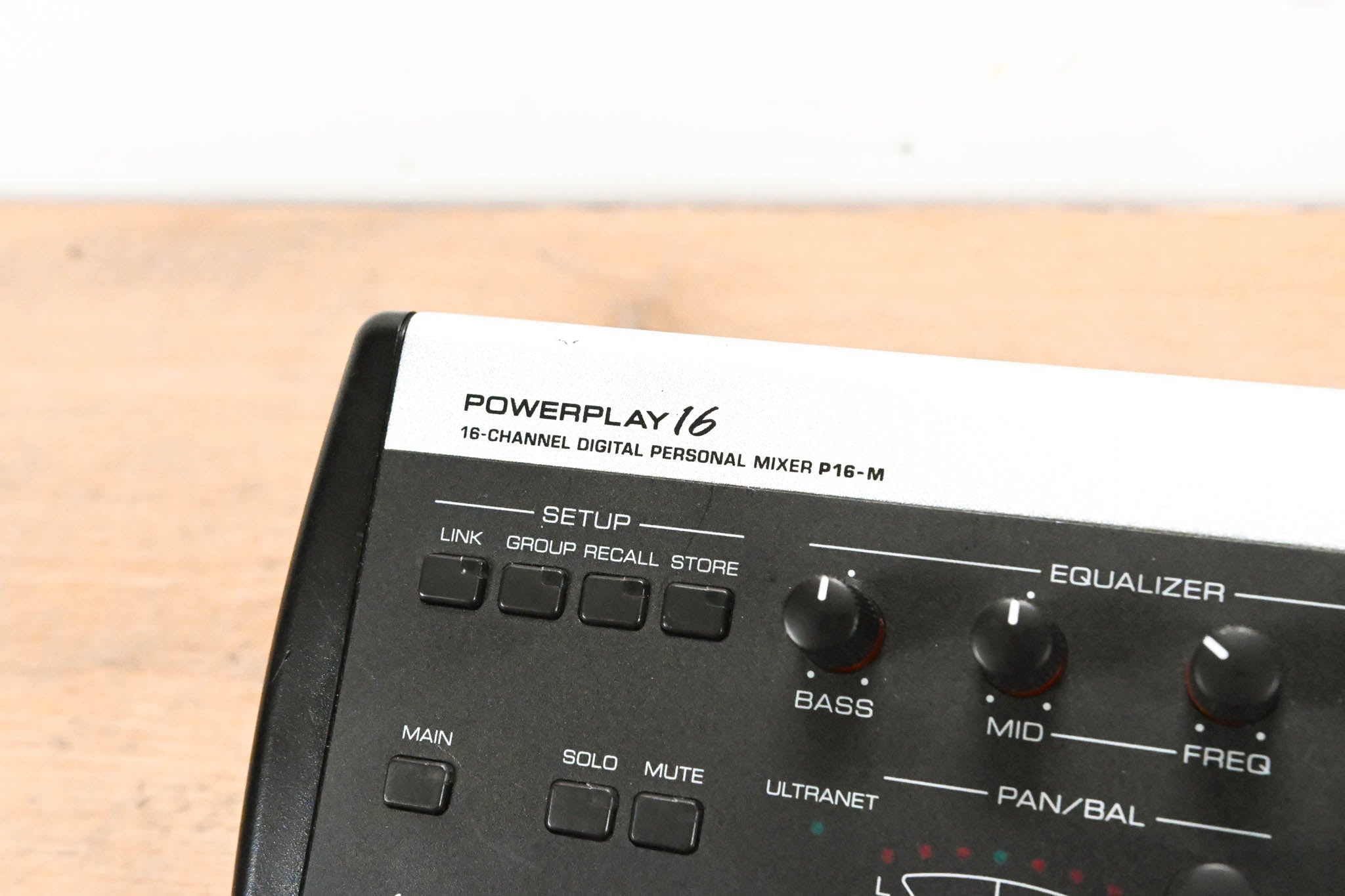 Behringer Powerplay P16-M 16-Channel Digital Personal Mixer