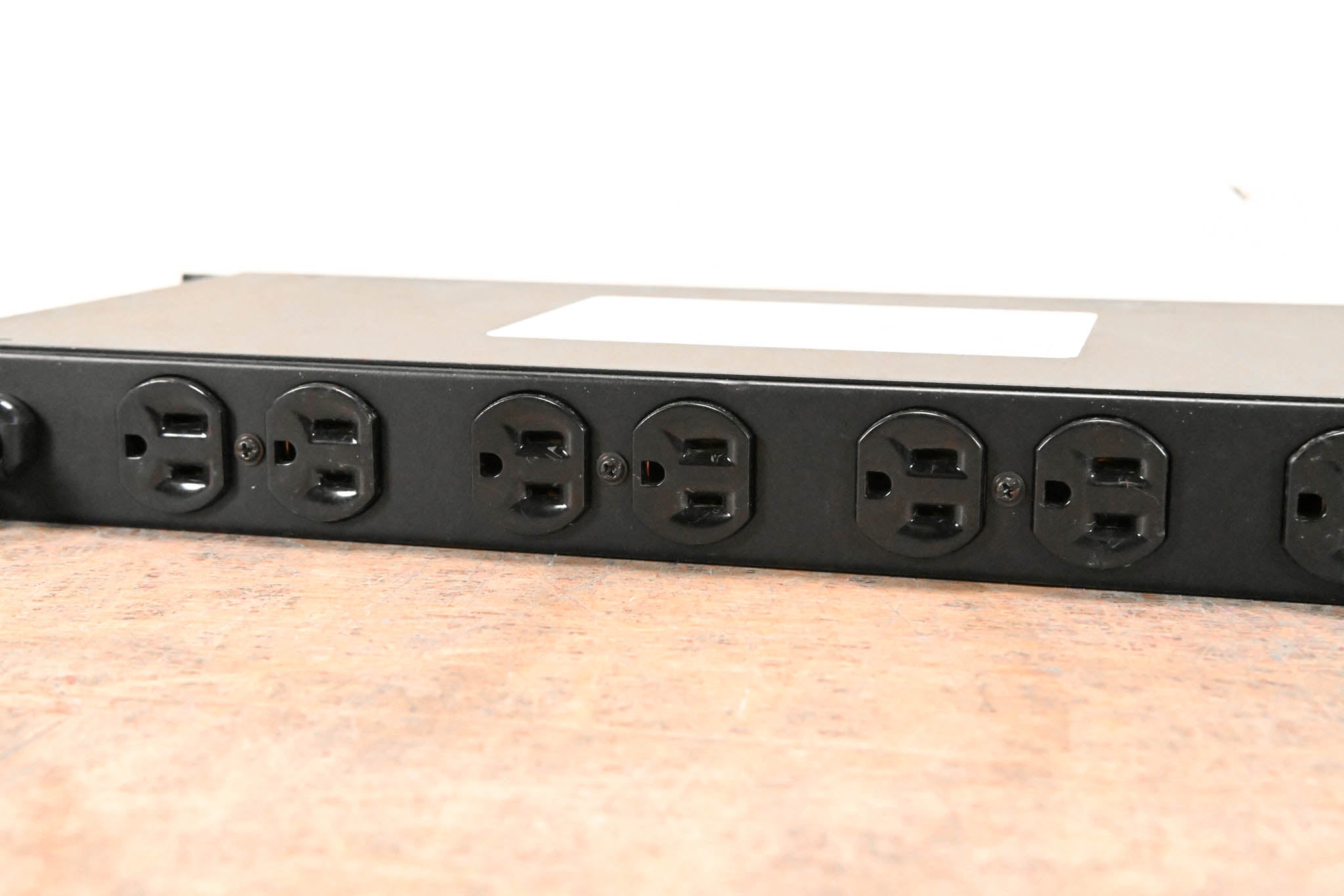 ETA Systems PD8L Conditioned Power Distributor CG01K7Y