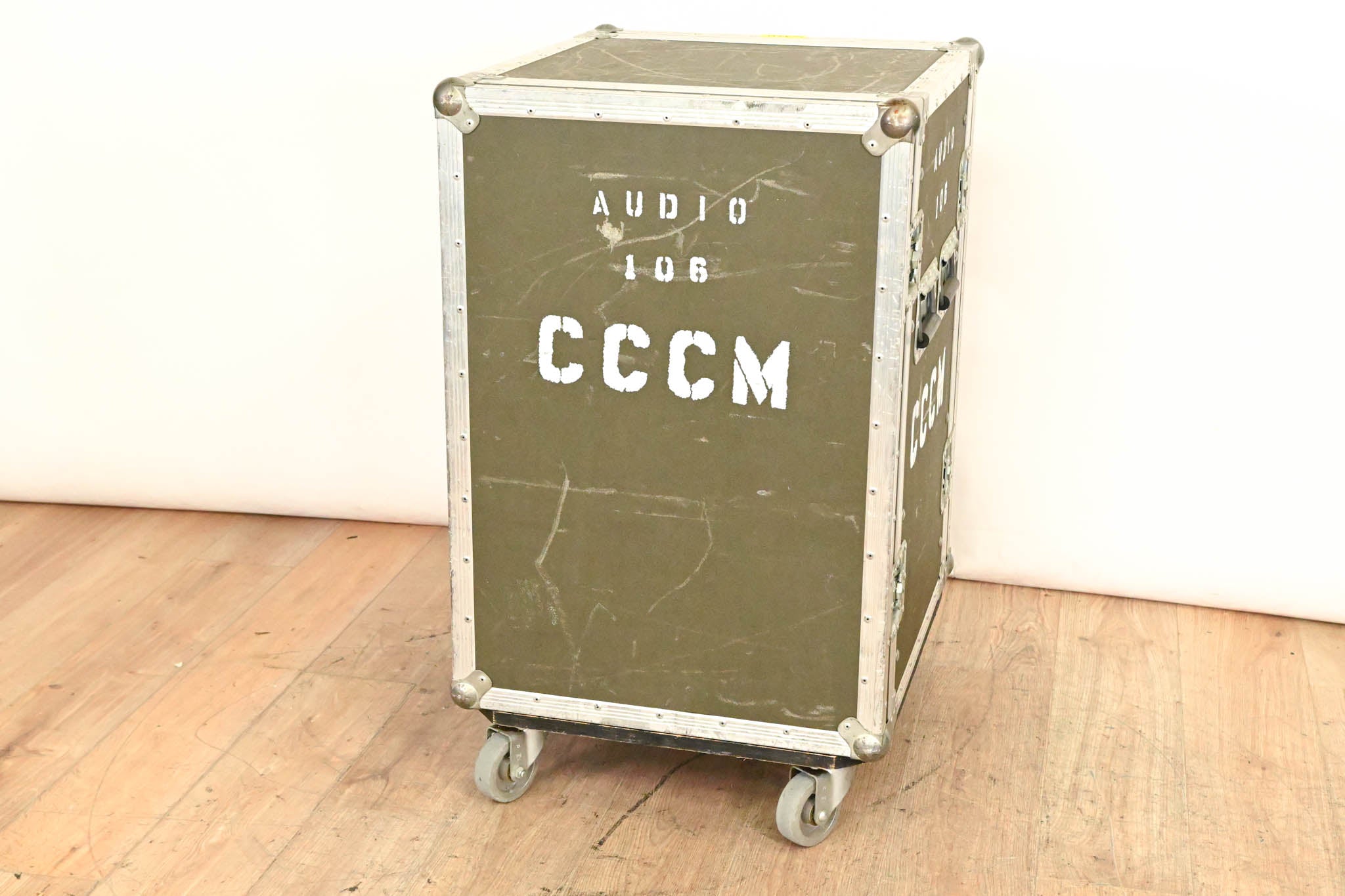 ADC 5x 96-Point TT Patchbay Rack w/ Elco I/O – 16U Rolling Case