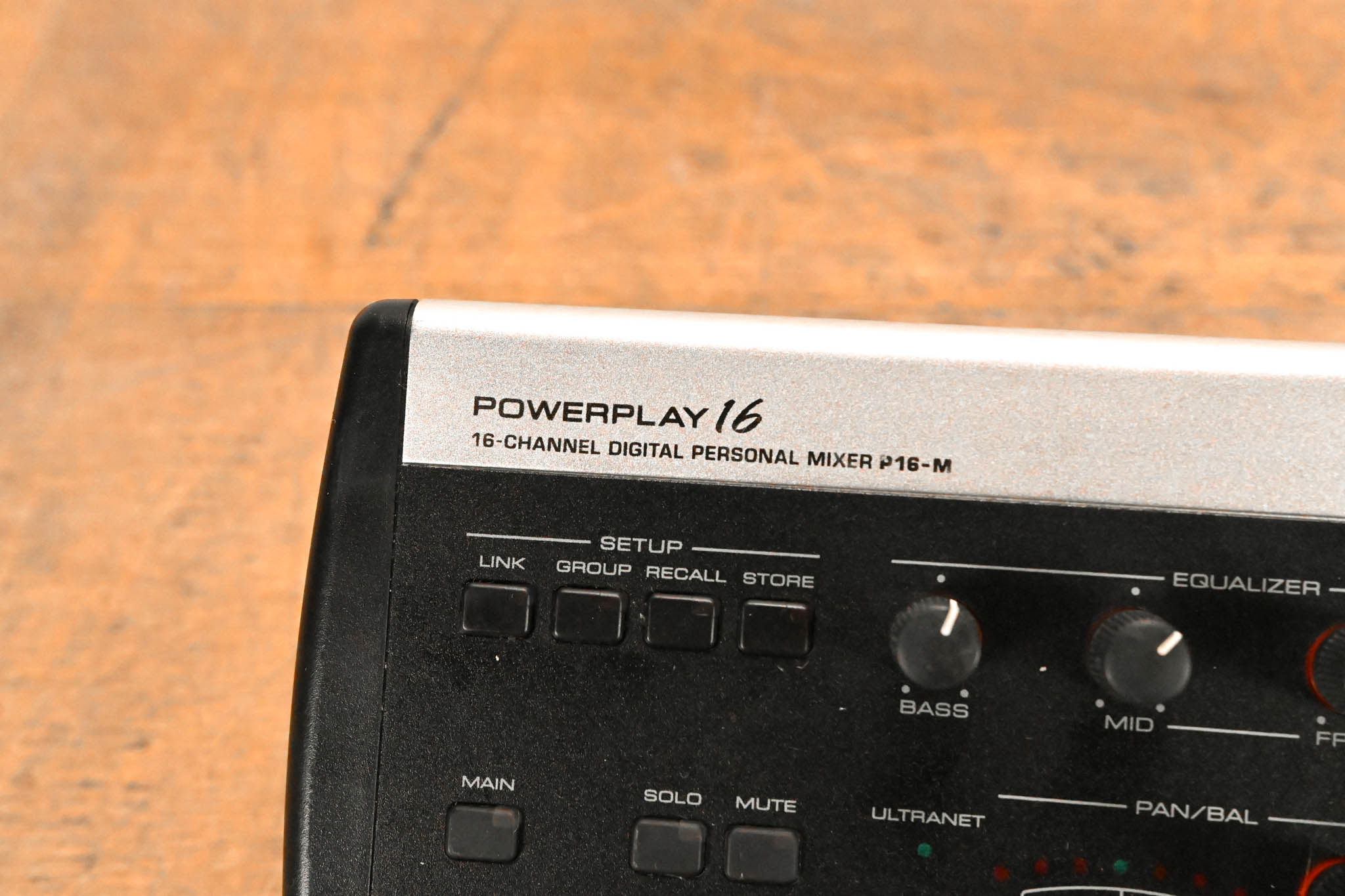 Behringer Powerplay P16-M 16-Channel Digital Personal Mixer