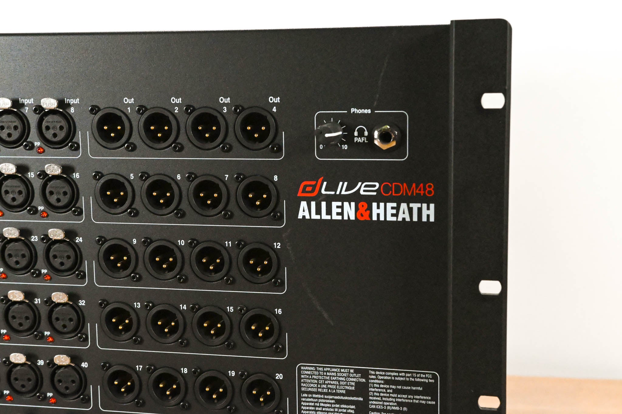 Allen & Heath dLive C3500 Control Surface w/ CDM48 48-in/24-out MixRack