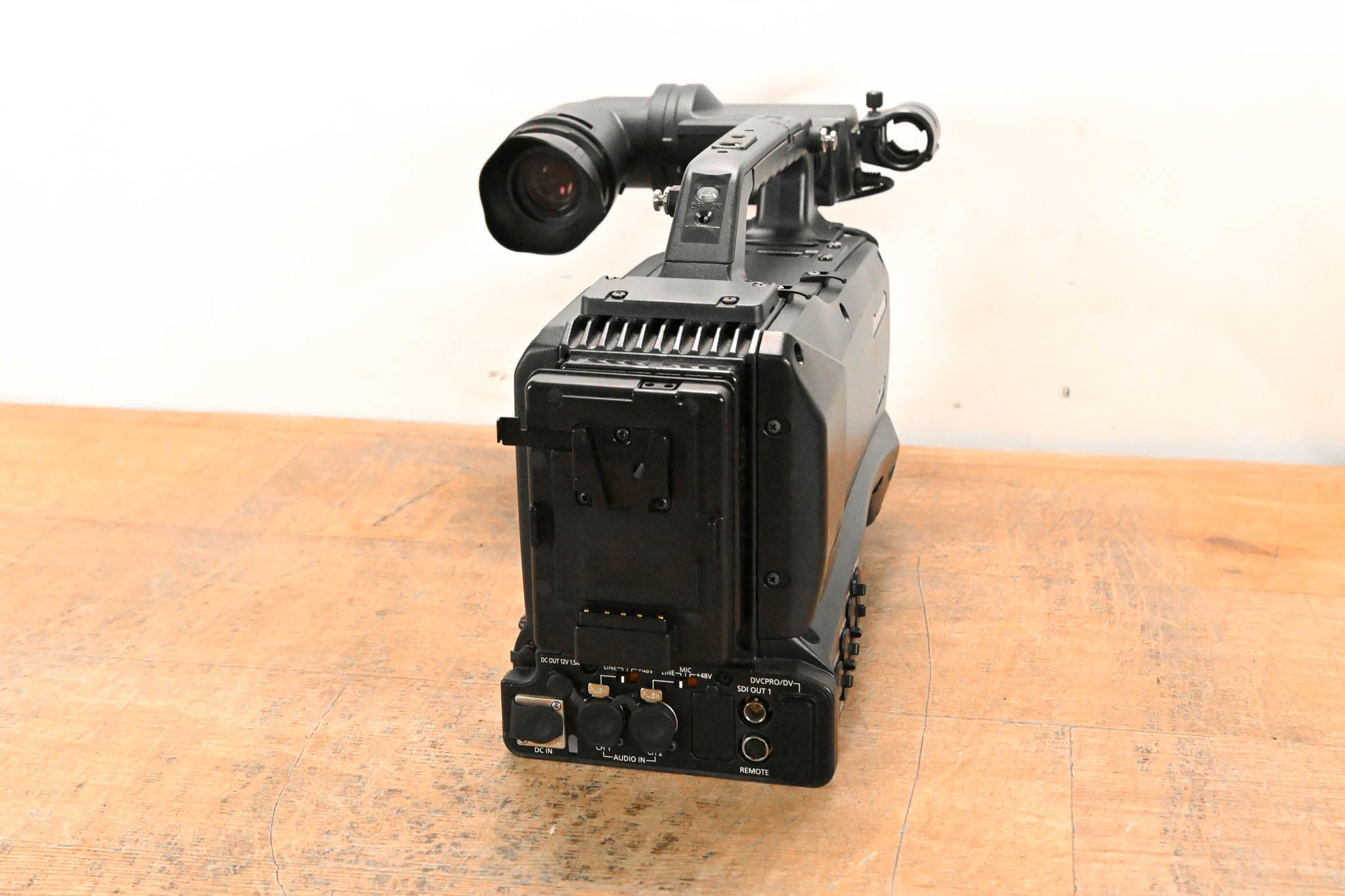 Panasonic AG-HPX370P 1/3" ENG P2HD Camcorder