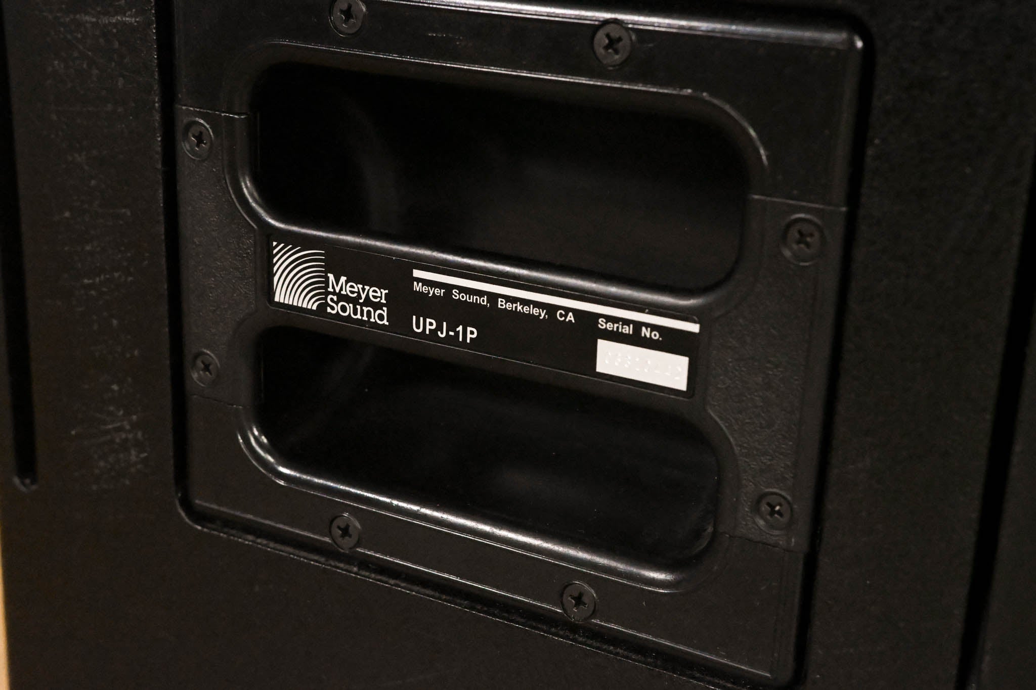 Meyer Sound UPJ-1P Compact VariO Loudspeaker (PAIR)