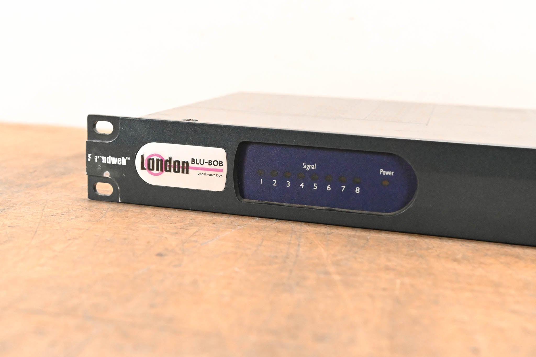 BSS London BLU-BOB2 8-Channel Break-Out Box Output Expander (NO PSU)