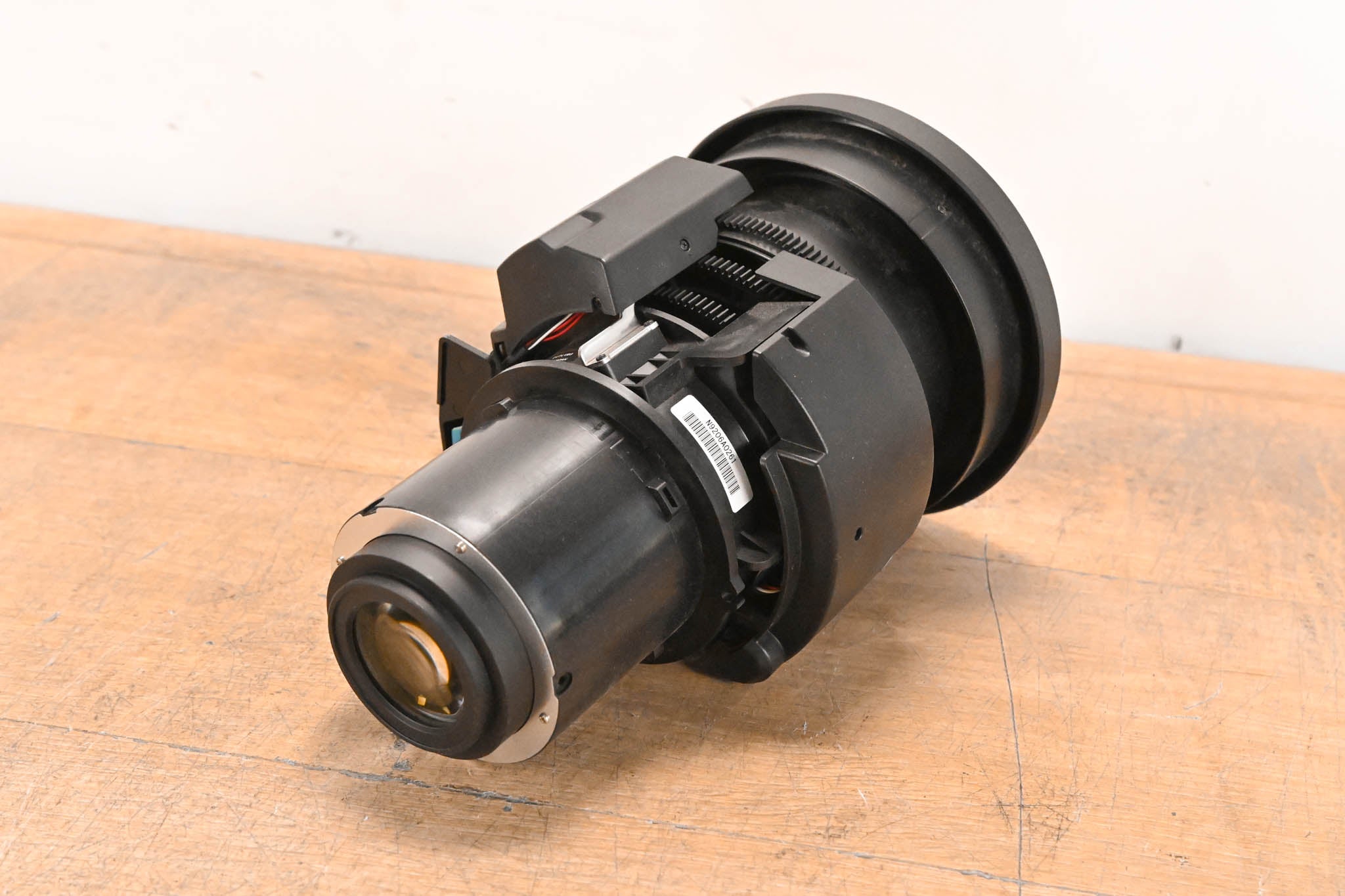 Epson ELPLU03 Wide Short Throw Zoom Lens #1