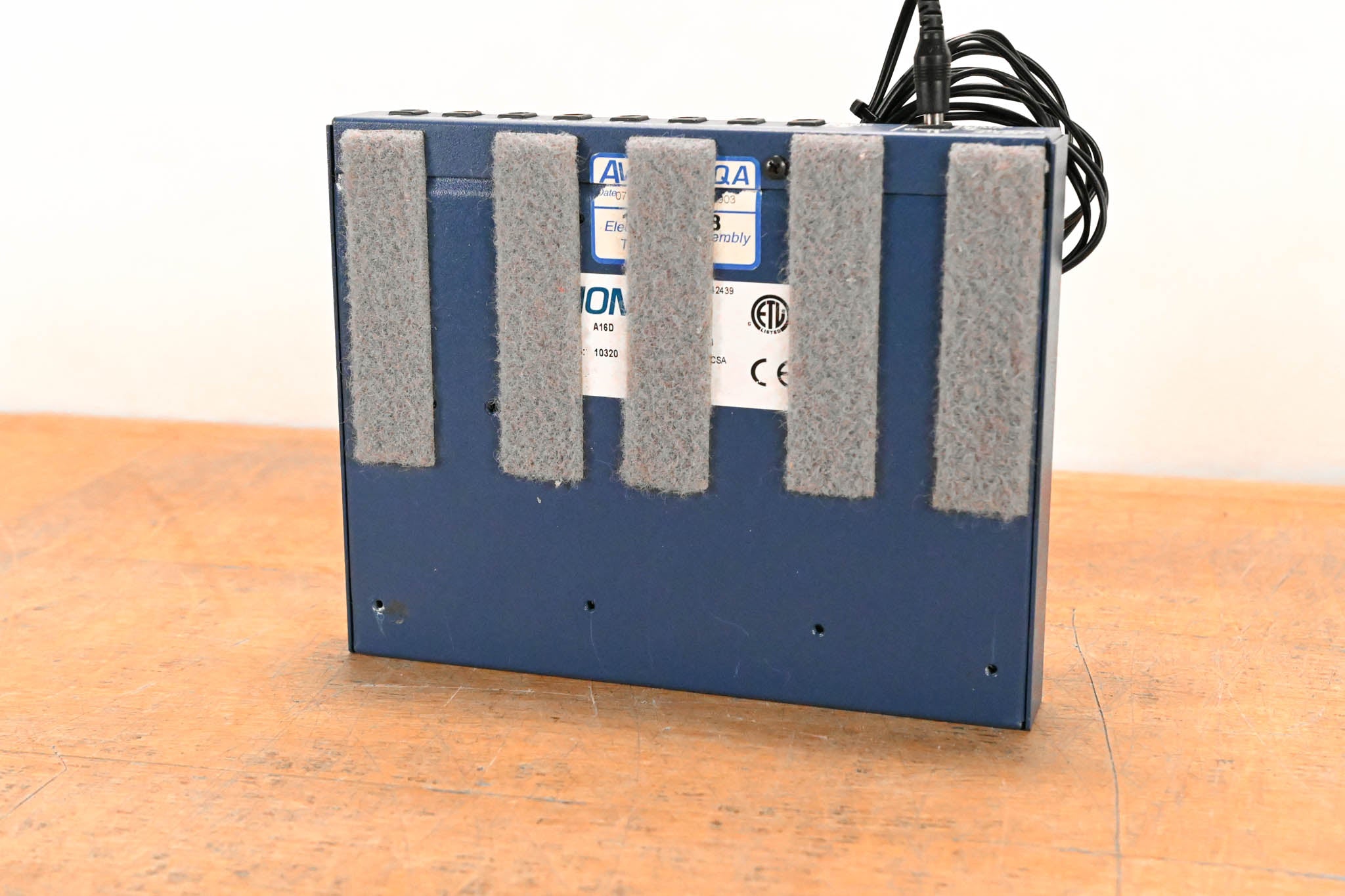 Aviom A-16D A-Net Distributor