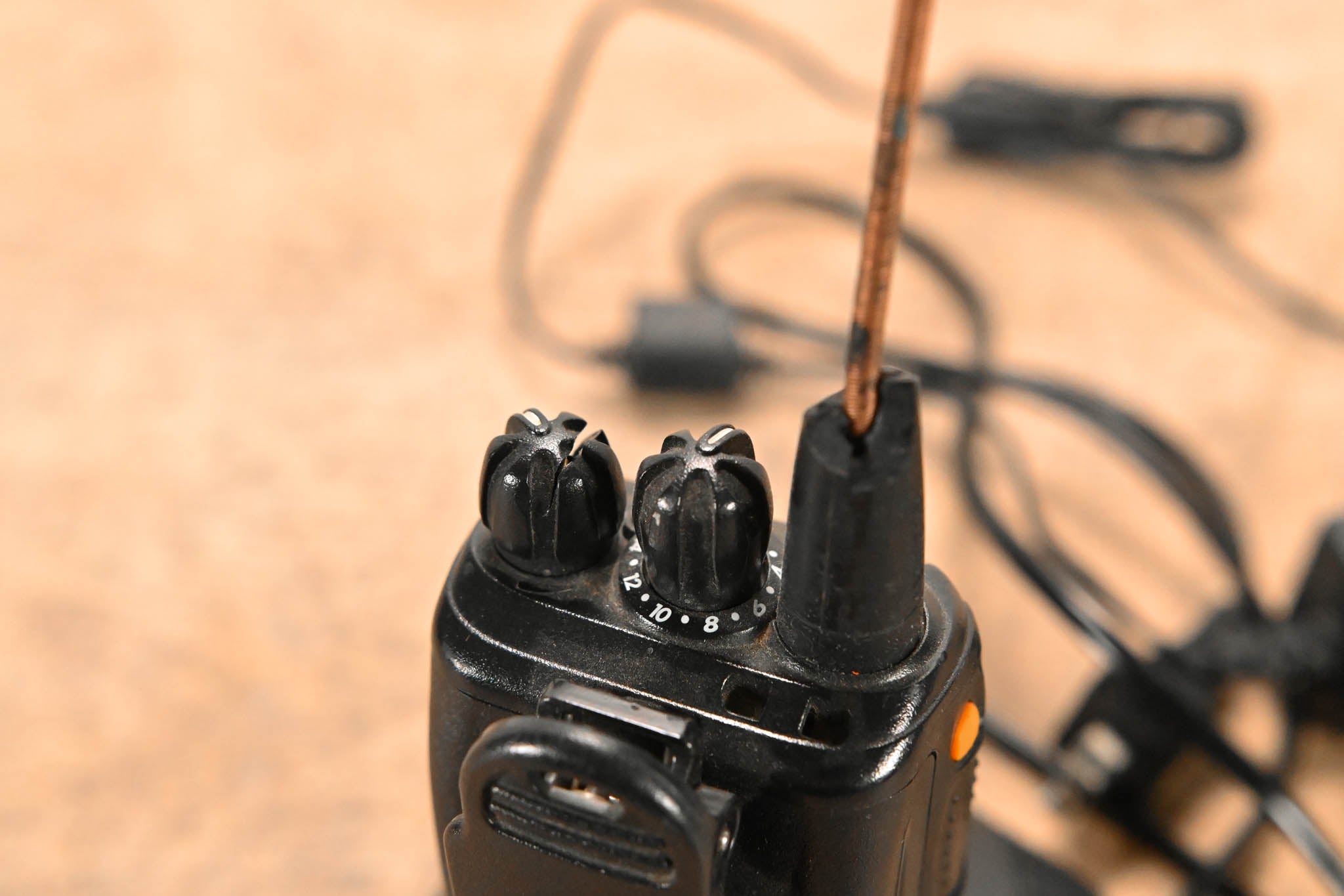 Kenwood TK-3360 UHF Radio with KNB-25A Battery and KSC-25 Charger