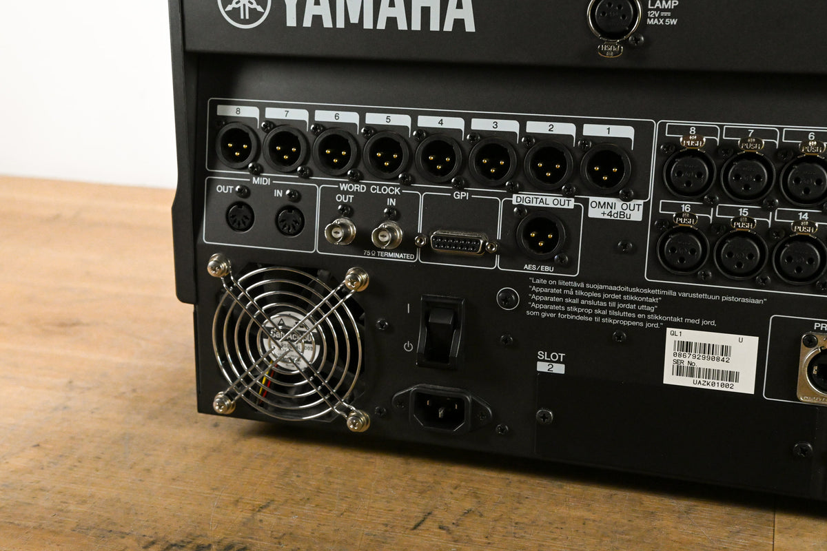 Yamaha QL1 16-Input / 8-Output Digital Mixing Console