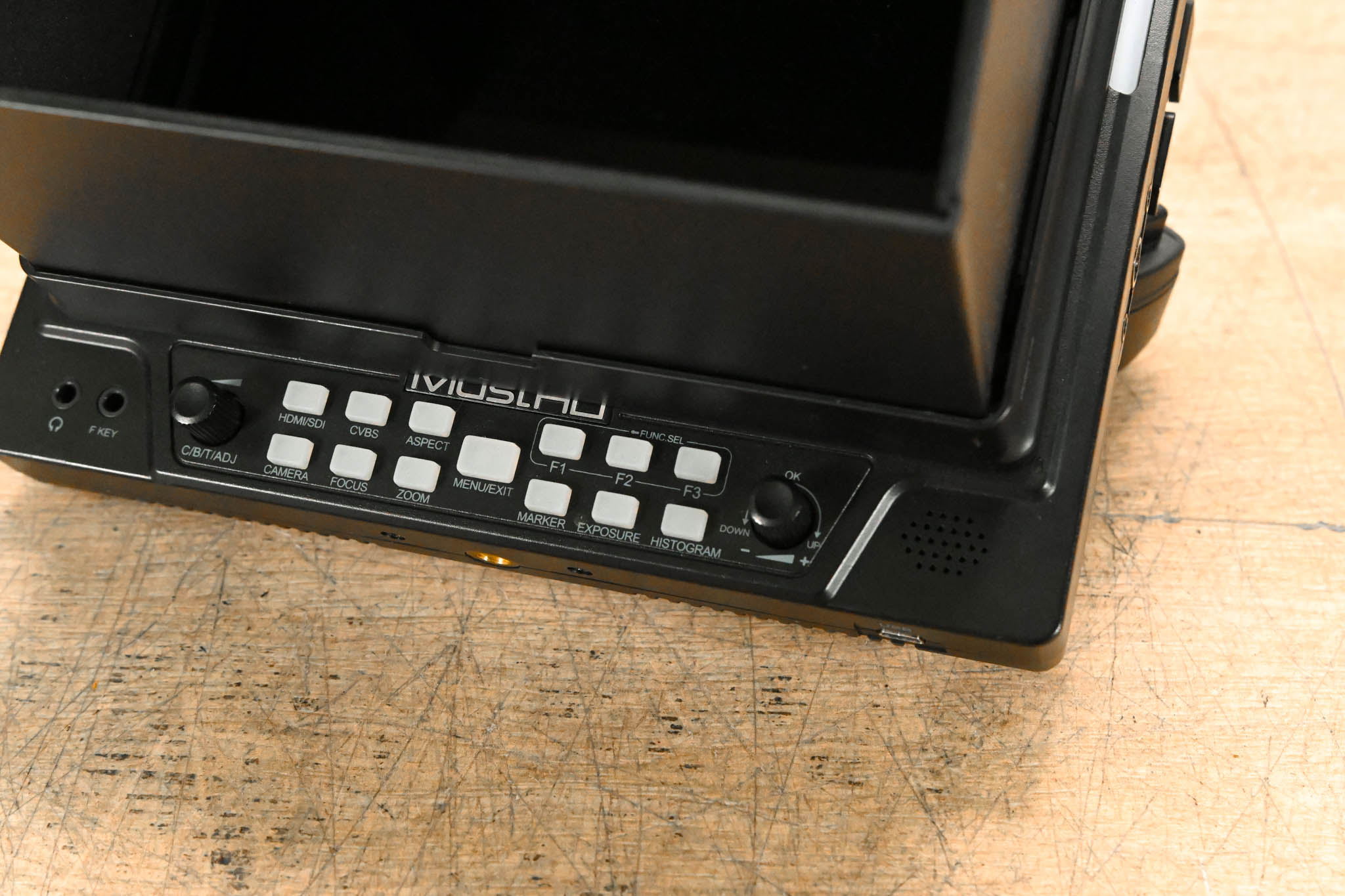 MustHD M702S 7" 4K 3G-SDI & HDMI IPS On-Camera Monitor