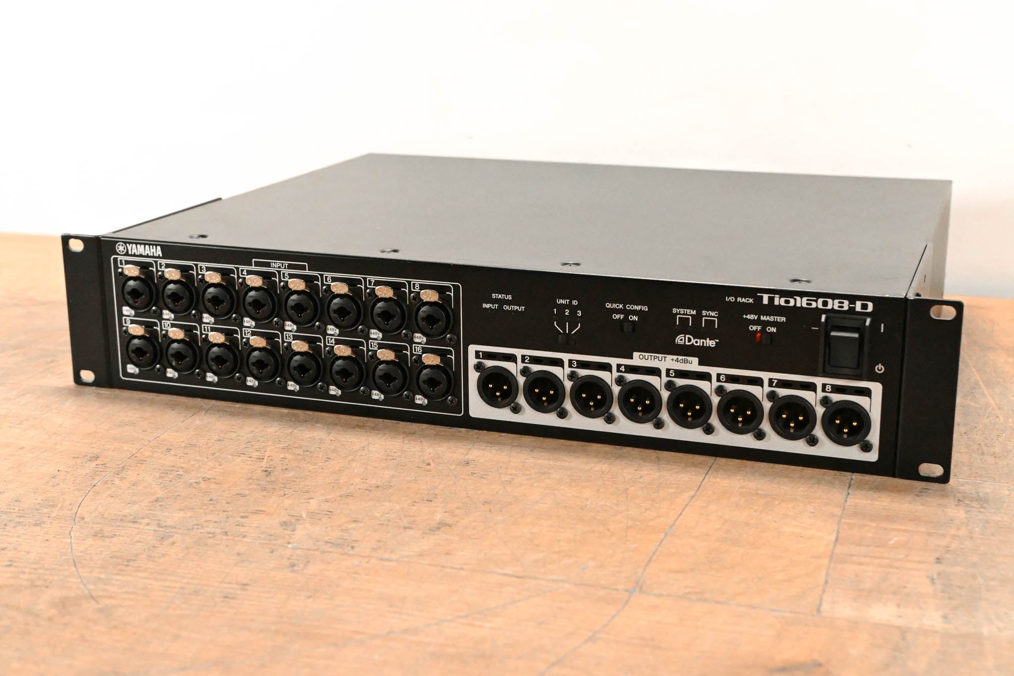 Yamaha Tio1608-D 16-Input/8-Output Dante Stagebox for TF Series Mixers