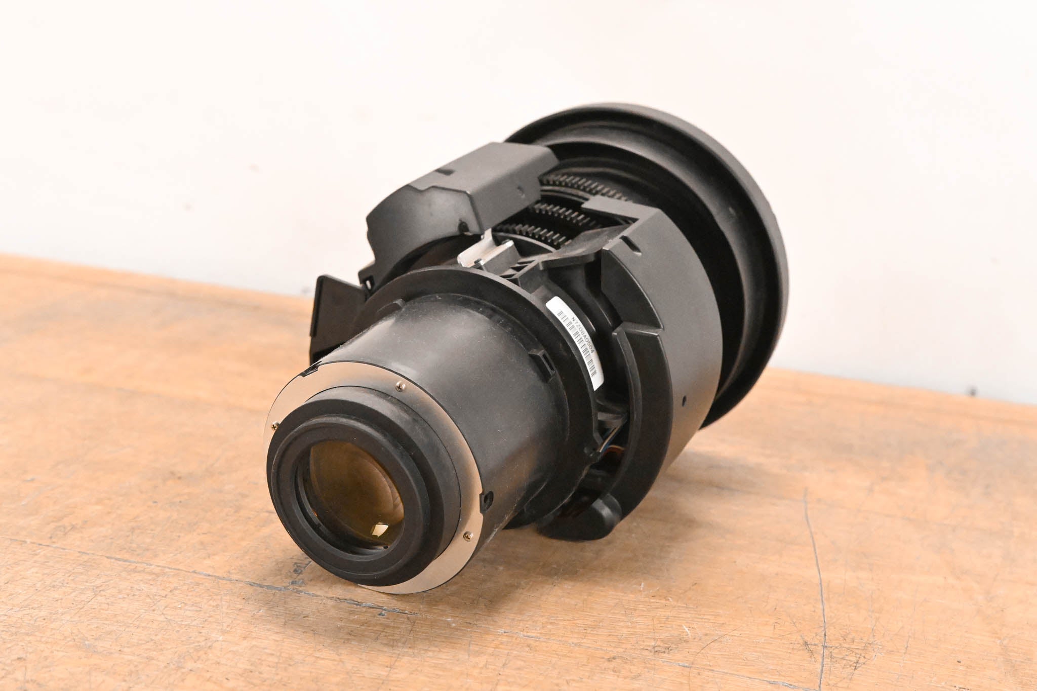 Epson ELPLU03 Wide Short Throw Zoom Lens #1