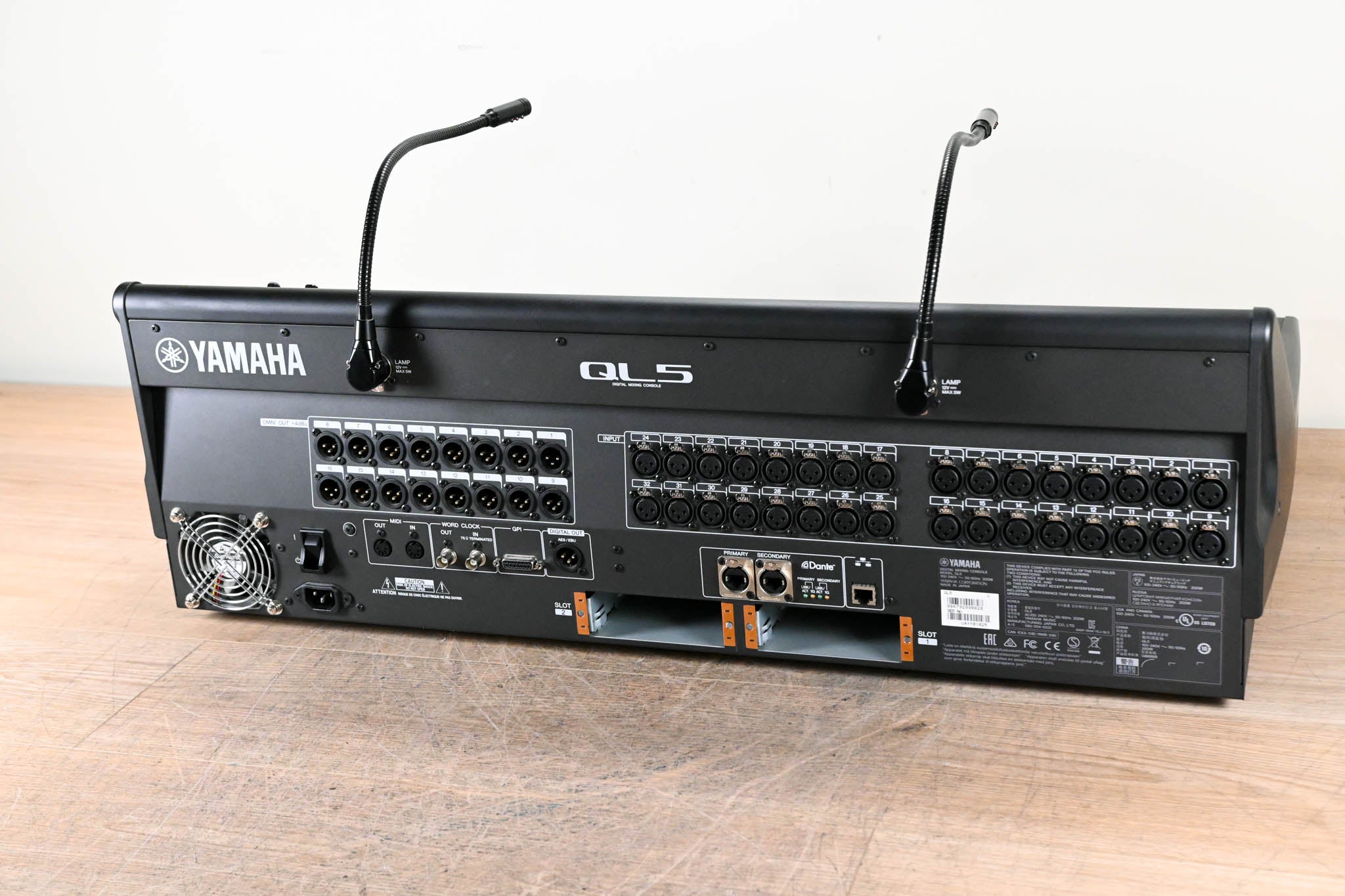 Yamaha QL5 64-Channel Digital Audio Mixing Console