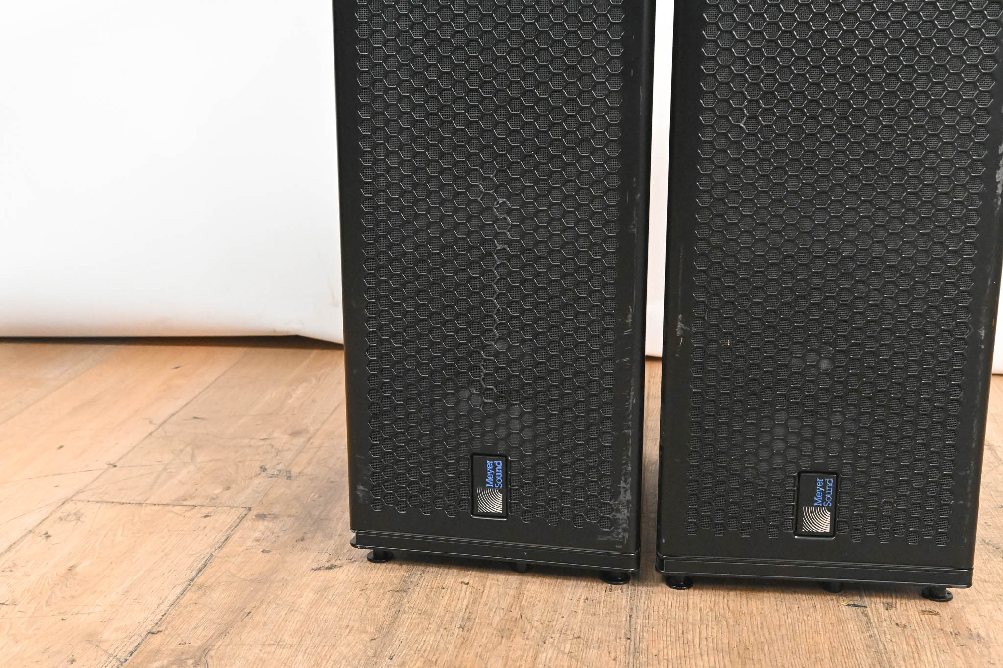 Meyer Sound M'elodie High-Power Curvilinear Array Loudspeaker (PAIR)