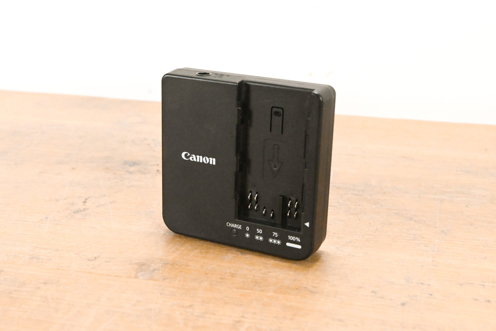 Canon CG-A20 Battery Charger (NO POWER SUPPLY)