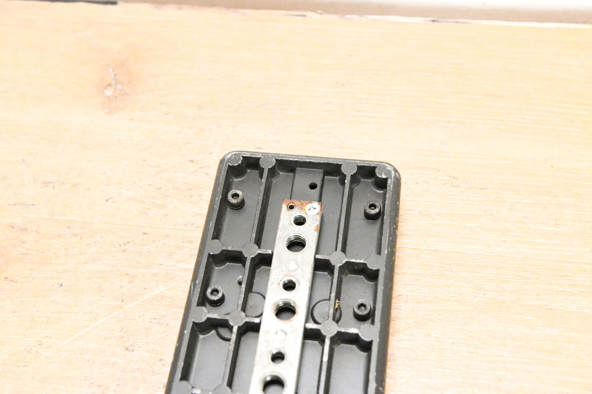 Sony VCT-14 Quick Release Tripod Adapter