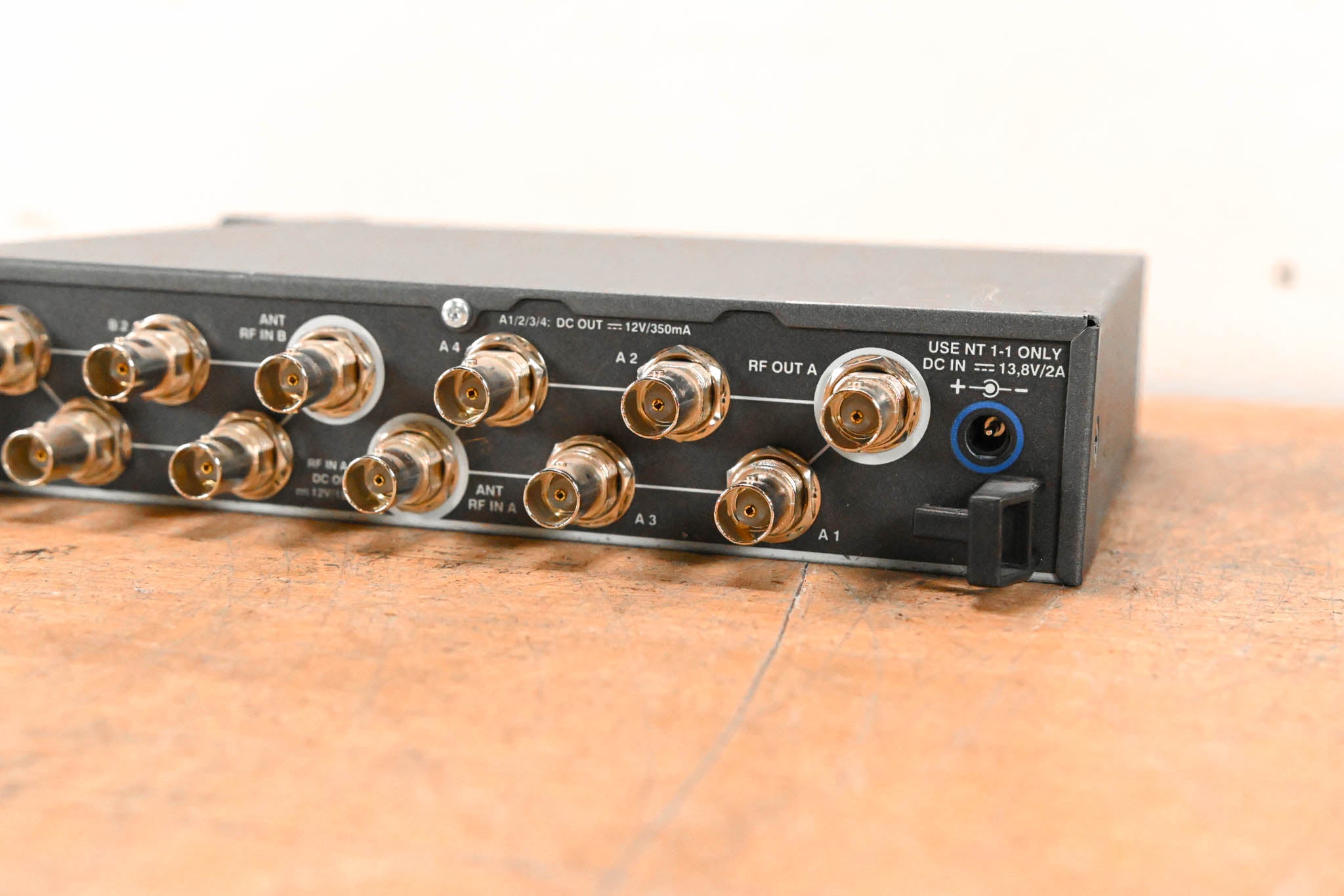 Sennheiser ASA 1 Active Antenna Splitter - 500-870 MHz (NO POWER SUPPLY)